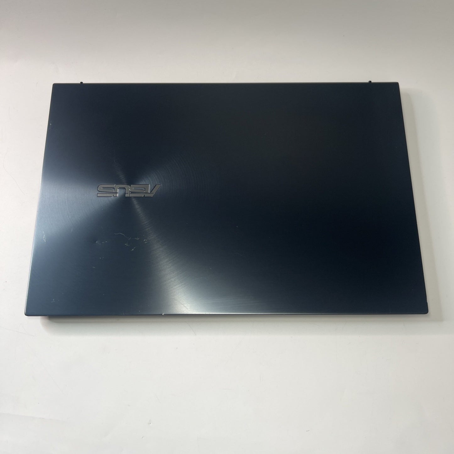 ASUS ZenBook 15 OLED UX535L Intel i7-10870H GTX 1650Ti 16GB RAM 256GB  SSD