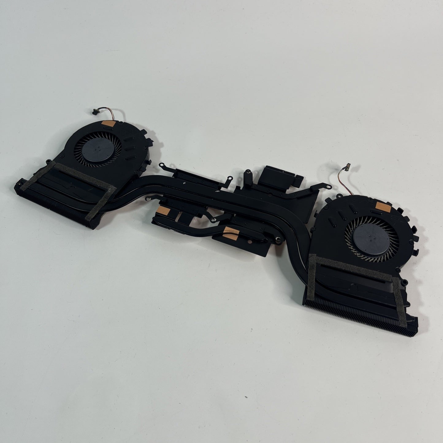 Genuine Hp Pavilion 15-dk2029na Heatsink & CPU GPU COOLING FANS AT39D09DP0