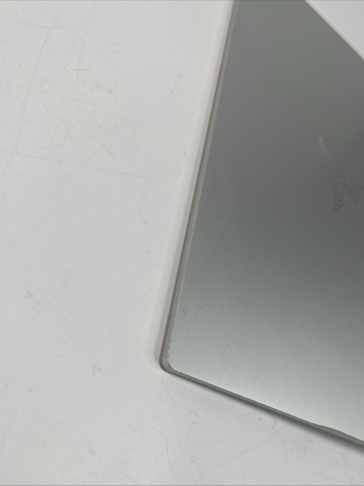 Razer Book 13 RZ09-0357 TouchScreen Assembly Top Lid Cover Silver.
