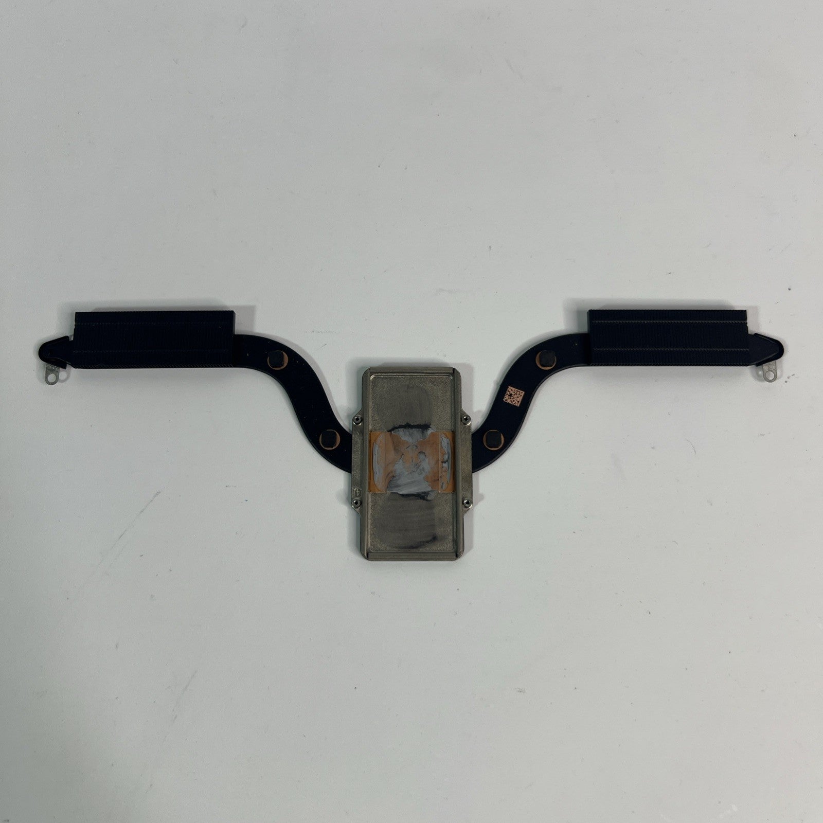 Genuine Apple MacBook Pro 14" A2442 EMC 3650 Heatsink / Cooling