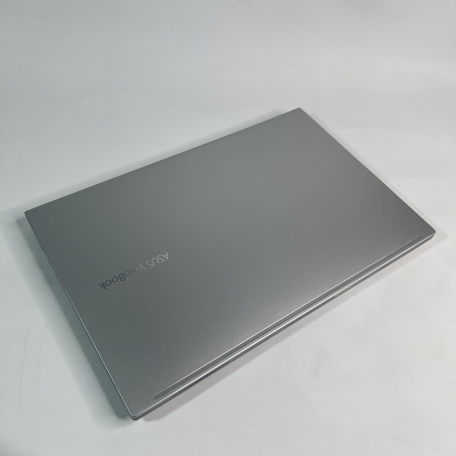 Asus VivoBook S513E Intel Core i5 -1135G7 16GB RAM 512SSD 15.6 FHD Windows 11