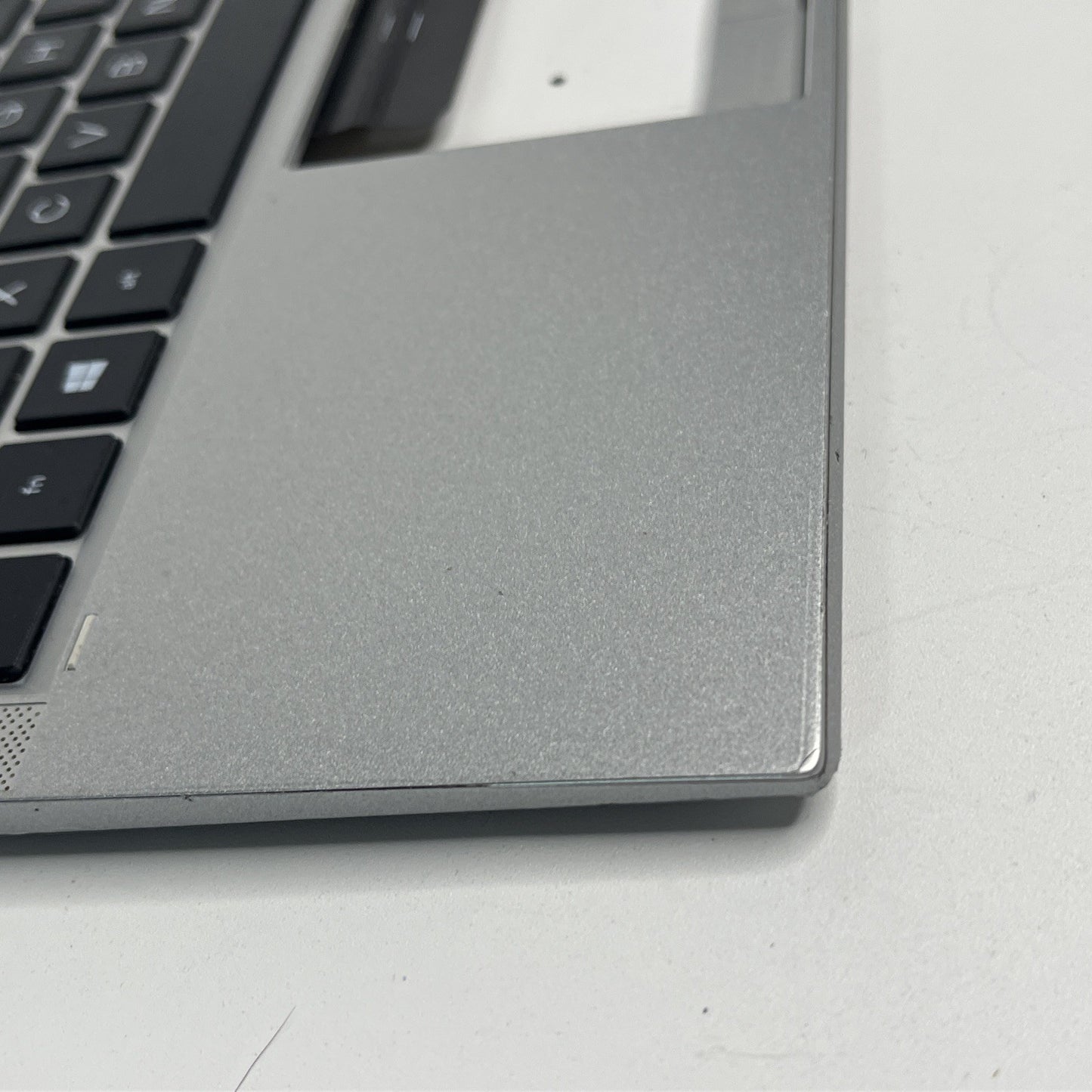 Genuine HP EliteBook x360 1040 G7 M16931-031 Backlit UK Keyboard Palmrest