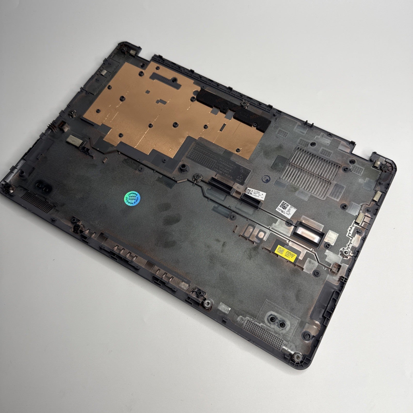 Lenovo Ideapad 3 14IAN8 Bottom Base Cover AP2VQ000700