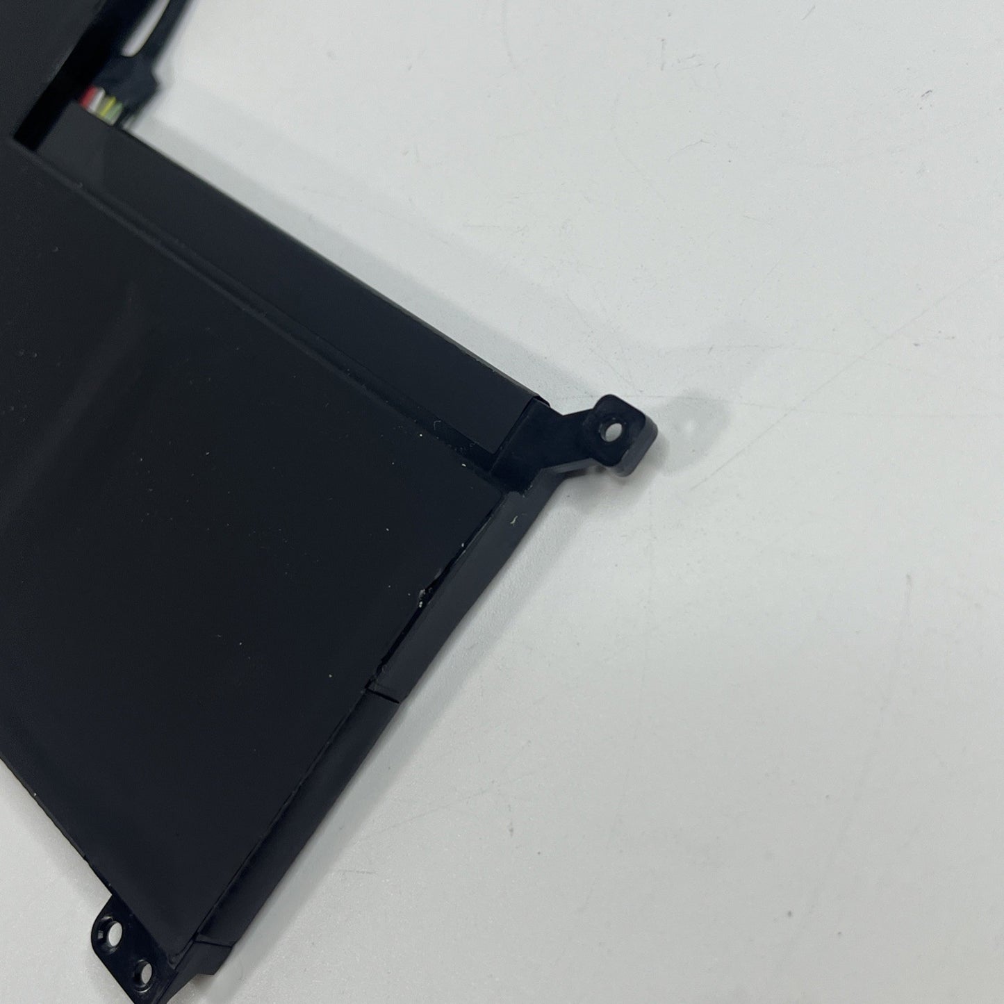 Genuine NP50BAT-4 Laptop Battery For Medion Eraser E10 Very Good Condition.