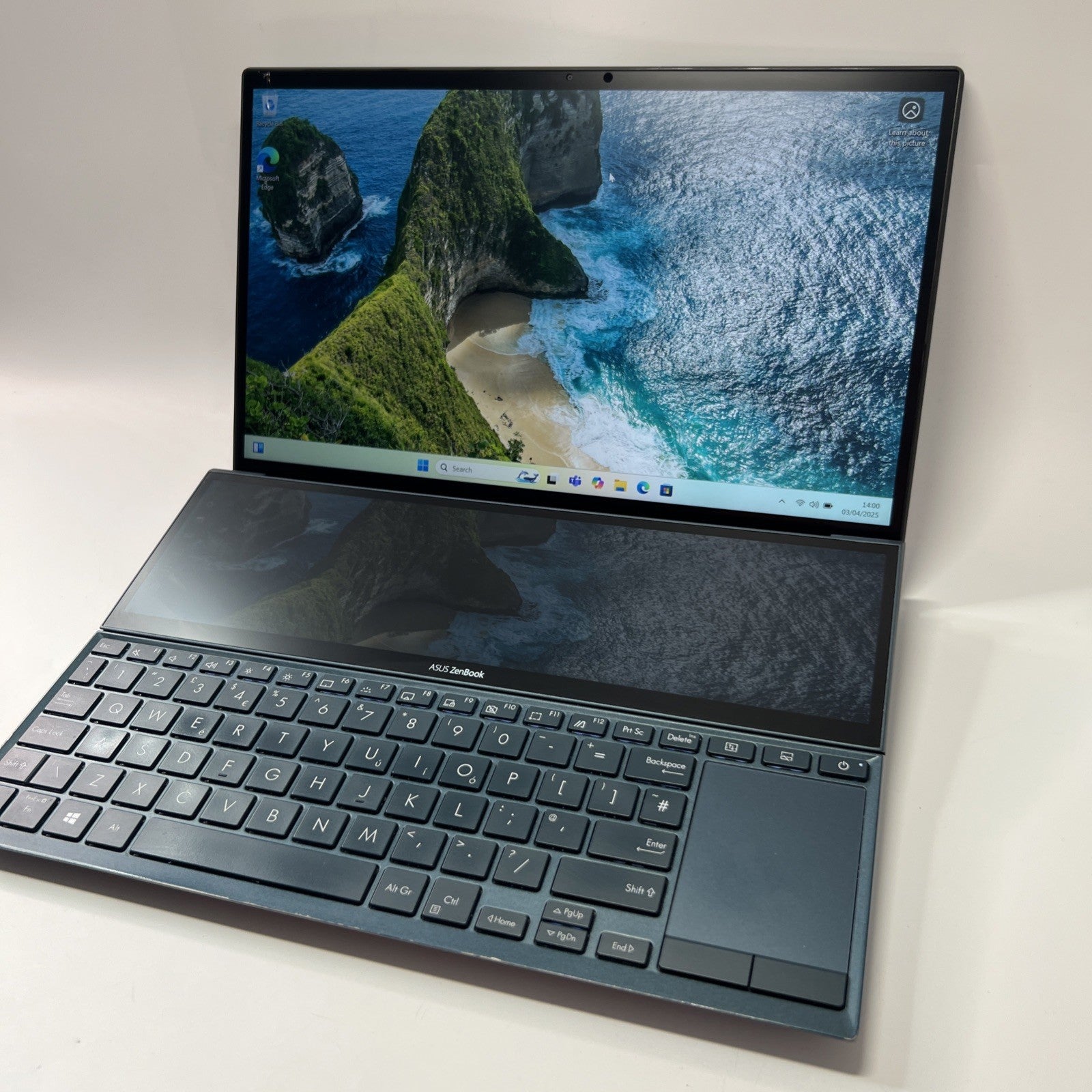 ASUS ZenBook Duo UX482EAR 14”Core i5-1155G7 16GB RAM 256GB SSD Windows 11