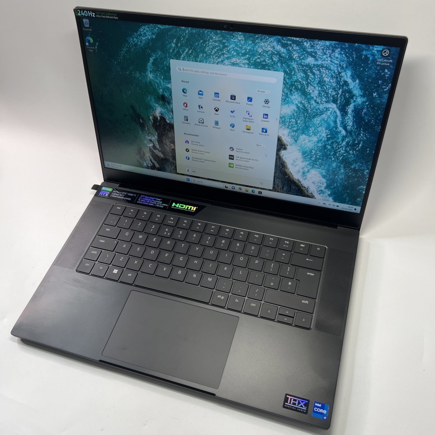 Razer Blade 15 Advanced RZ09-0421 Intel i7-12800H 32GB RAM 1TB SSD RTX 3080Ti