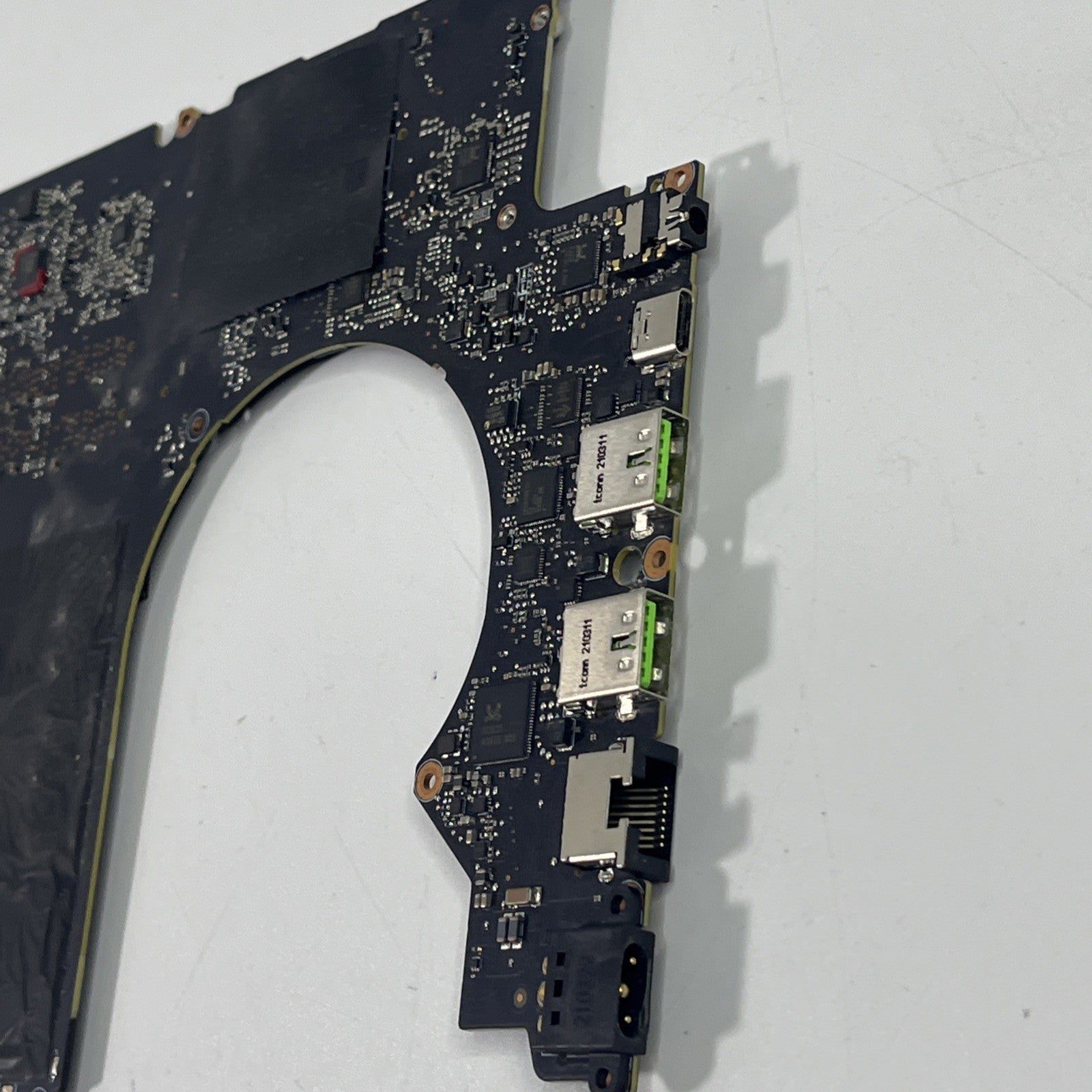 RAZER BLADE PRO 17 RZ09-0368 Intel I7-10875 RTX 6GB 3060 MOTHERBOARD. No Display