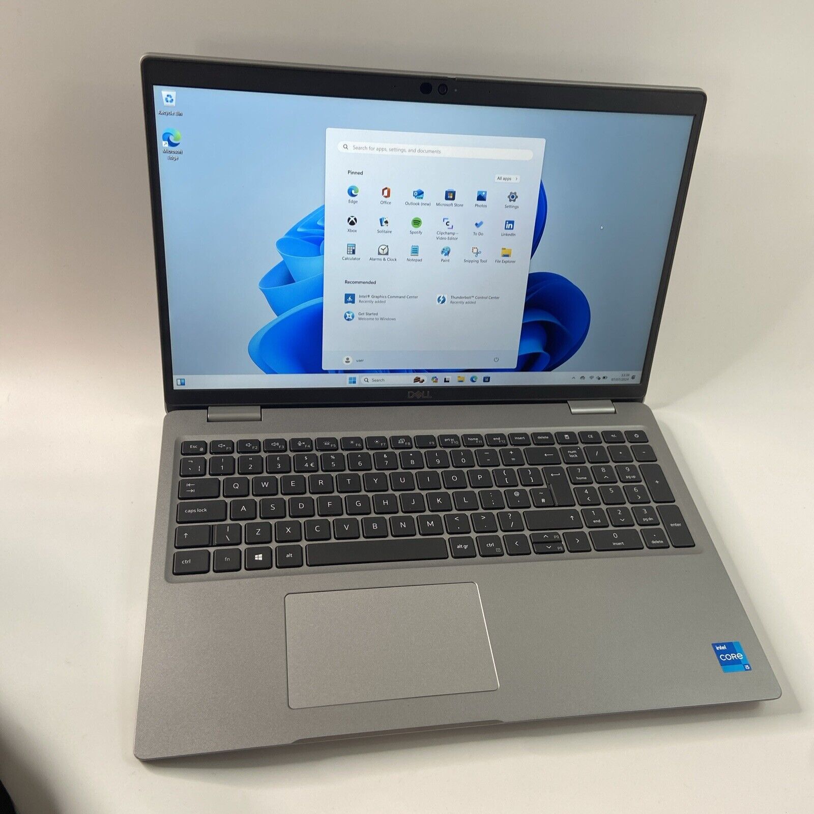Dell Latitude 5520 15.6” Laptop Intel Core i5-1145G7 16GB RAM 256GB SSD Win 11