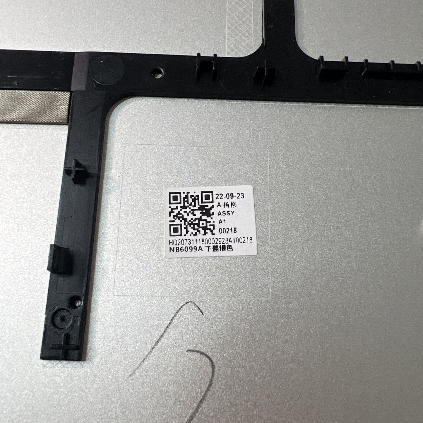 Samsung Galaxy Book NP750XED Bottom Base Case Cover Silver HQ20733111800