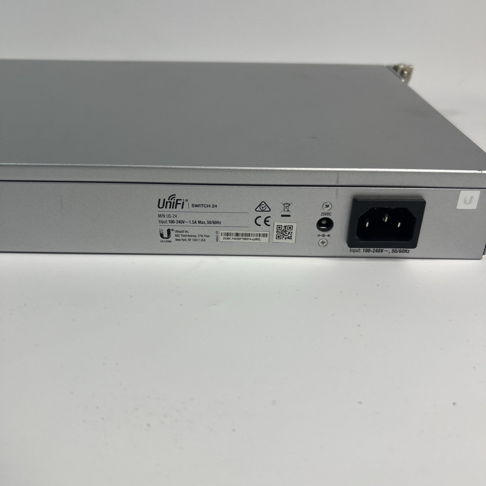 Ubiquiti UniFi Switch 24 Non-PoE - US-24