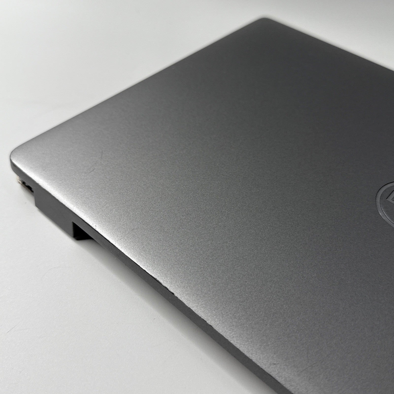 Genuine Dell Latitude 5420 Top Lid Cover AP30K000403 0DW98X - Silver