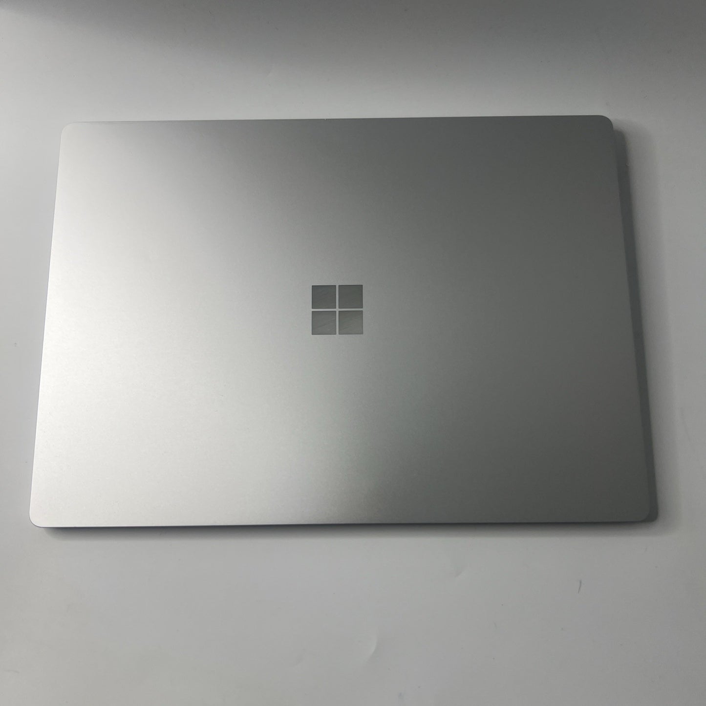 Microsoft Surface Laptop 3 15" AMD Ryzen 128GB SSD 8GB RAM Win 11 Hairline Crack