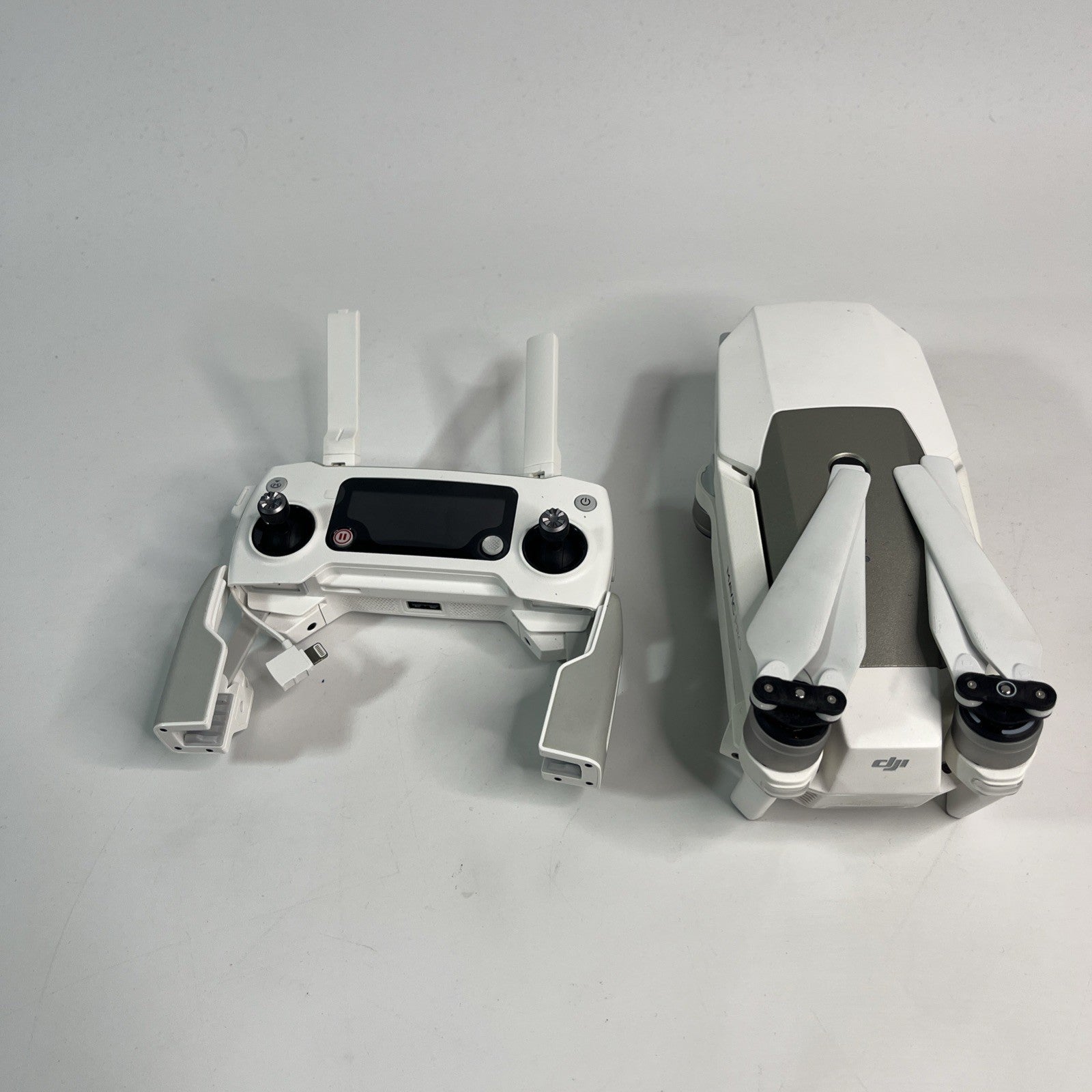 DJI MAVIC PRO ALPINE WHITE 4K/60fps HDR, 40mph FHD Transmission For Parts