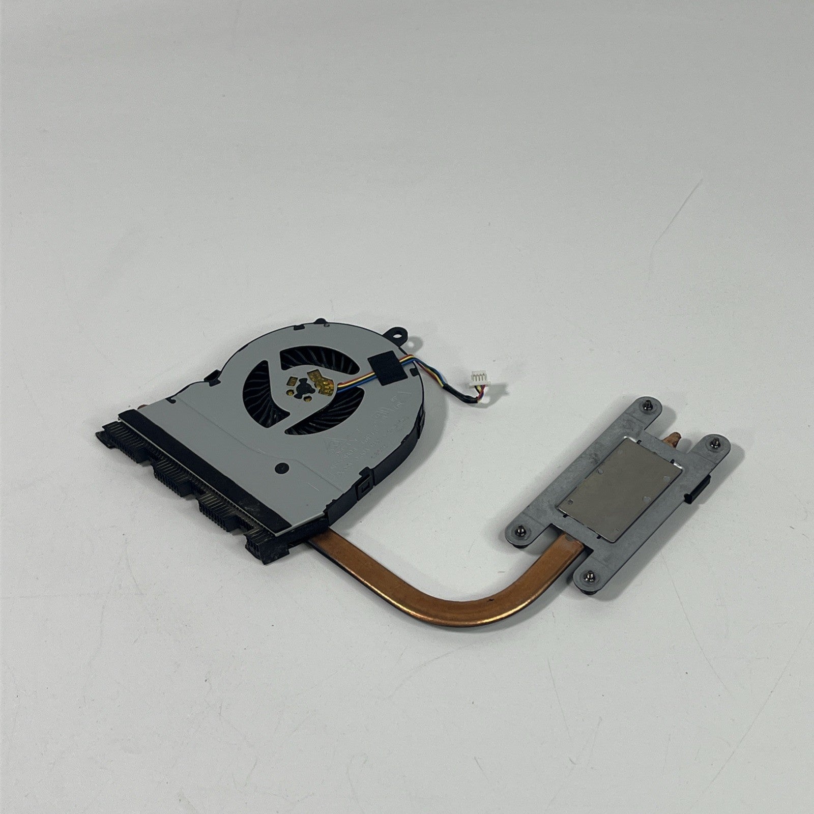 Genuine Dell Inspiron 15 5567 Laptop Cpu Cooling Fan& Heatsink  Cn-0T6X66