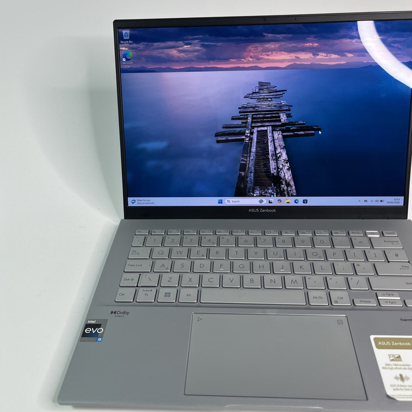 ASUS ZenBook 14 Ux3402V OLED 90Hz Laptop- i5-1340P,16GB RAM,256GB SSD,Windows 11