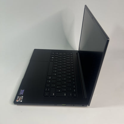 Razer Blade 14 RZ09-0427 Ryzen 9 RTX 3080 Ti QHD 165Hz 16GB 1TB Grade B Win 11