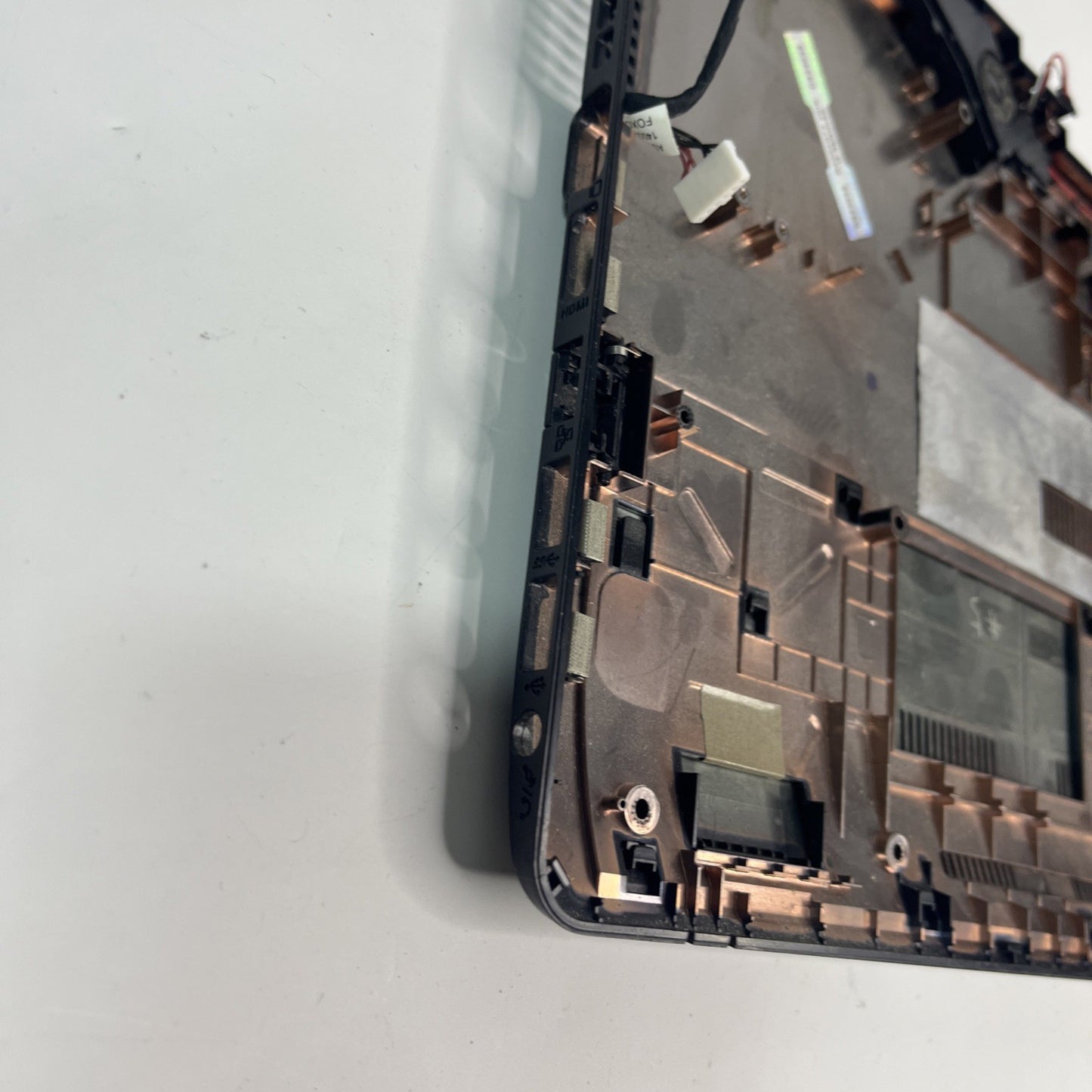 Genuine Black Asus P550L Bottom-base Cover, Speakers & Usb Board 13N0-PEA1511