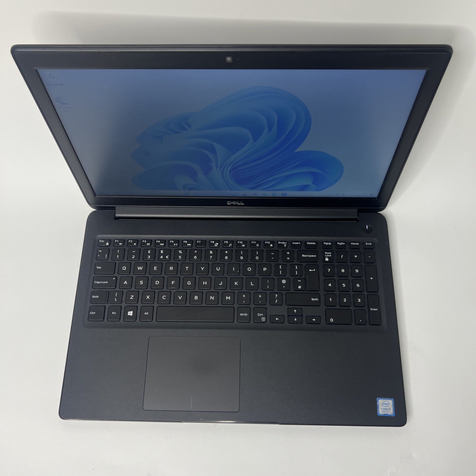 Dell Latitude 3500 15.6" Core i5-8265U 8GB Ram 256GB SSD Windows 11 Laptop