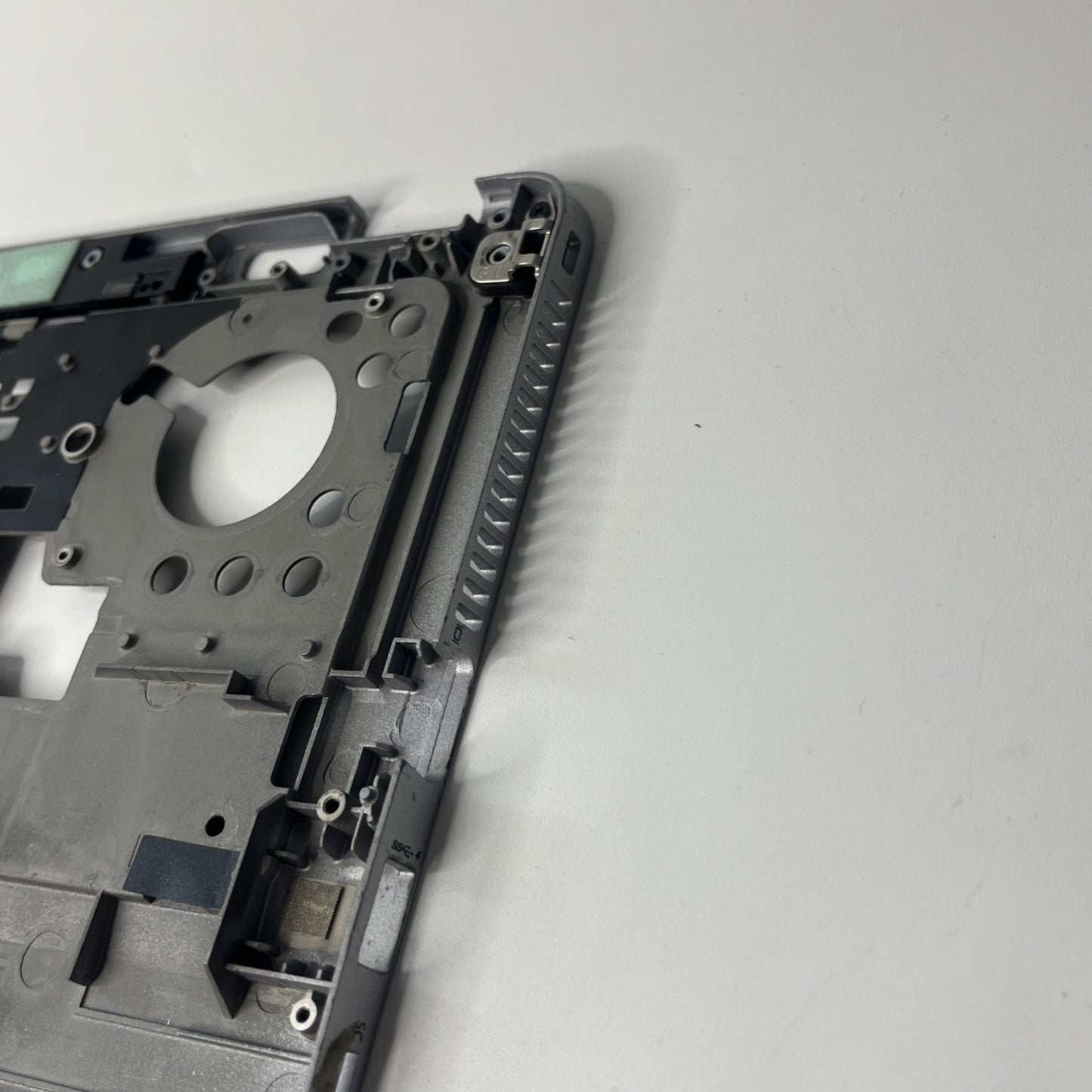 Genuine Silver HP EliteBook 820 G3  Palmrest + Touchpad Trackpad 821692-001