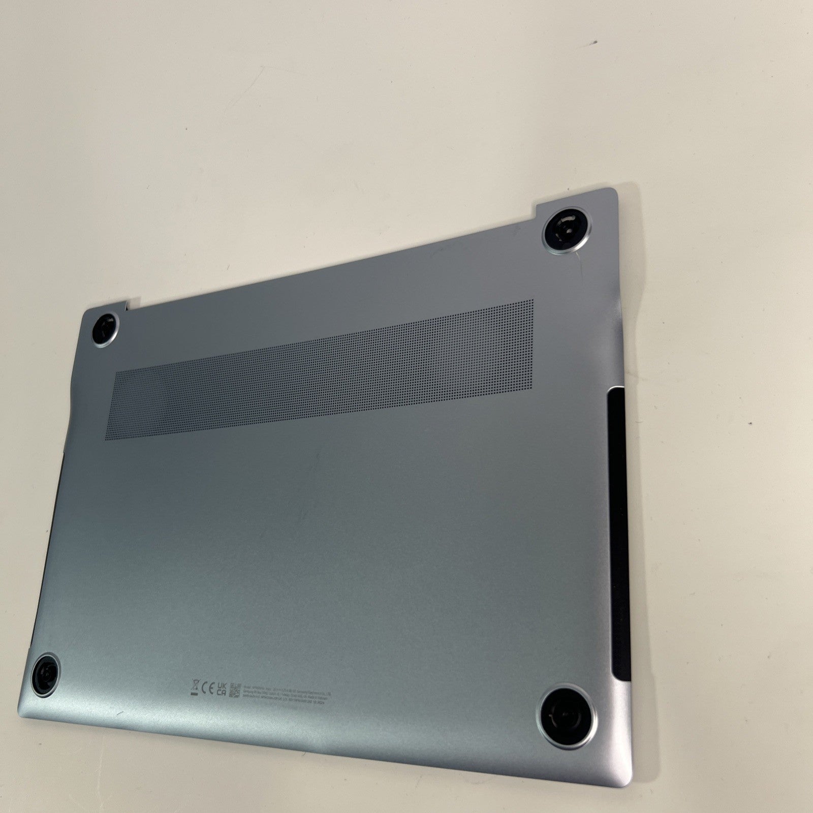 Samsung Galaxy Book 4 Edge NP940XMA Bottom Base Cover – Grade B 