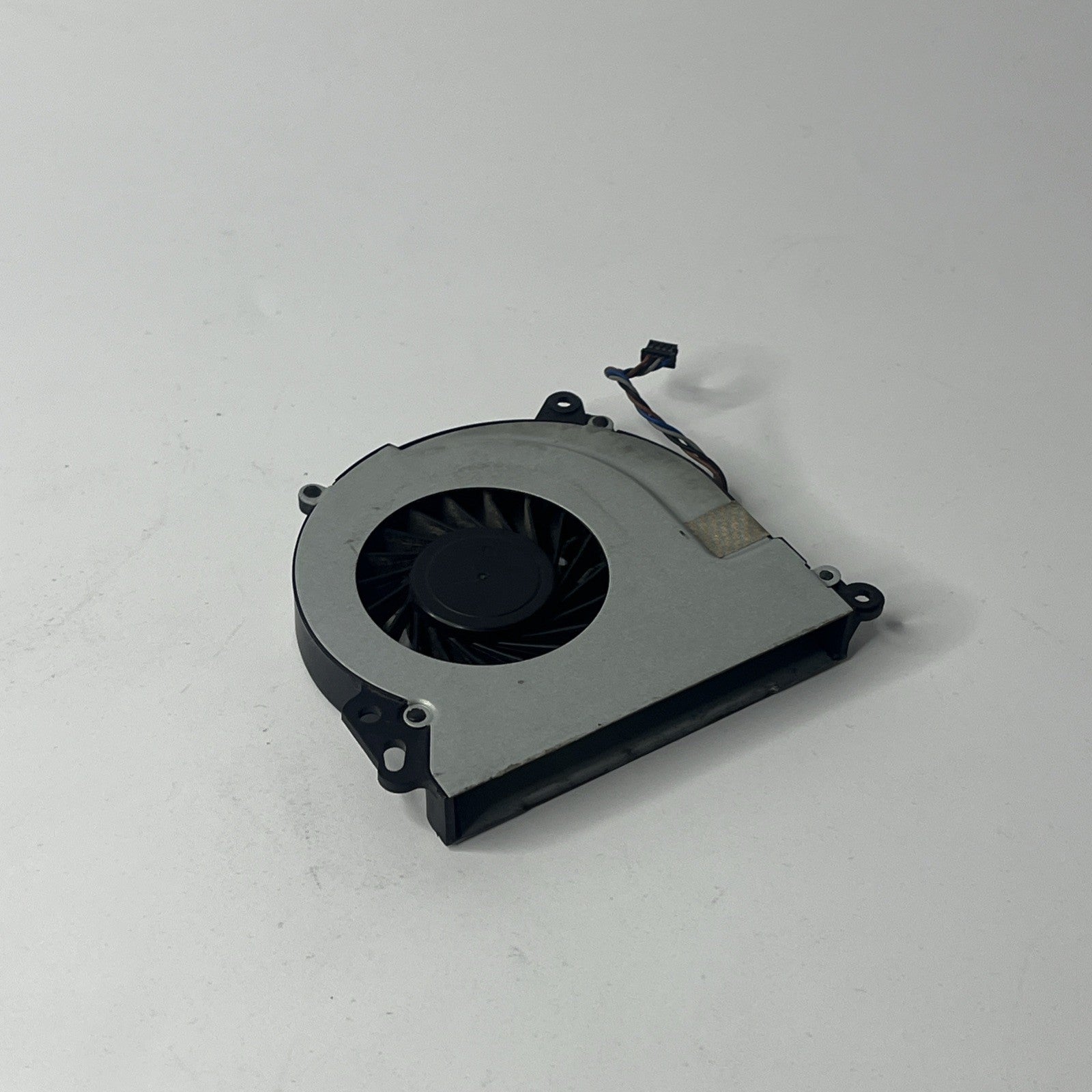 CPU Cooling Fan 6033B0032801 For HP TouchSmart Envy 17-j184NA Laptop