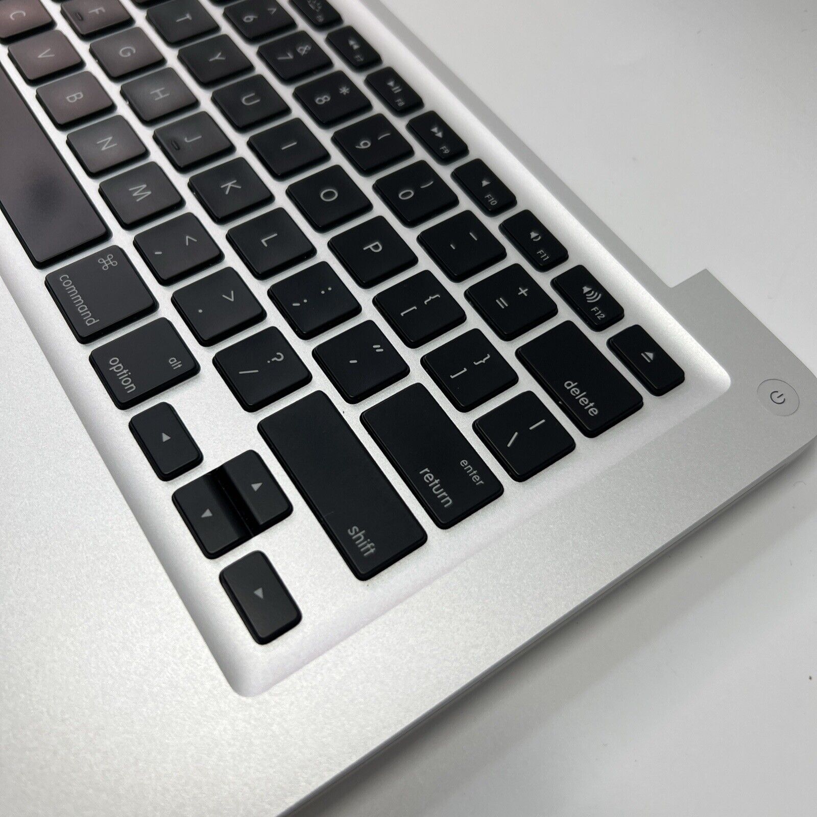 APPLE MACBOOK PRO A1278 13” MID 2012 LATE 2011 Palmrest UK Keyboard Touchpad