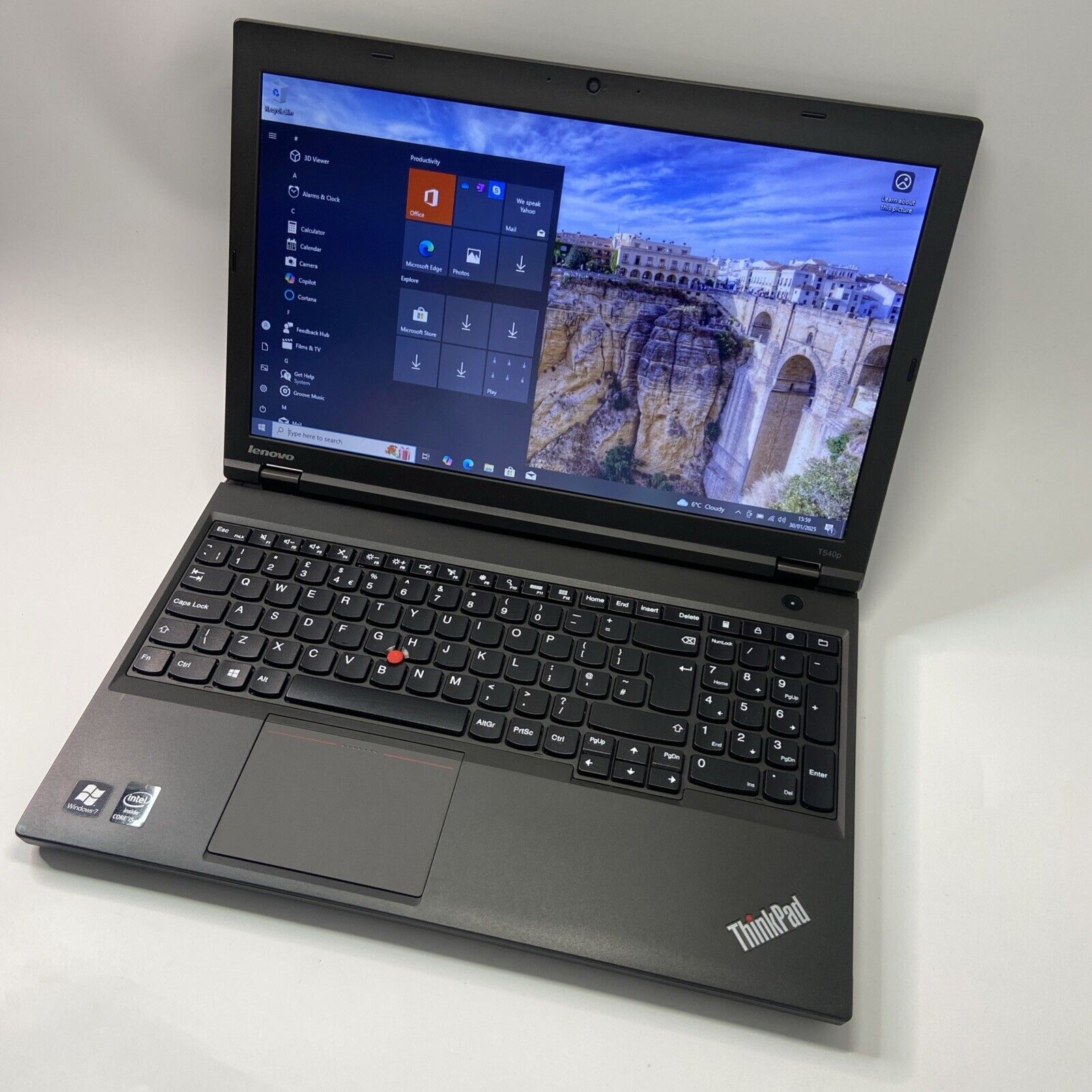 Lenovo ThinkPad T540p 15.6" Laptop Core i5-4300 2.6GHz 256Gb 8GB RAM Windows 10
