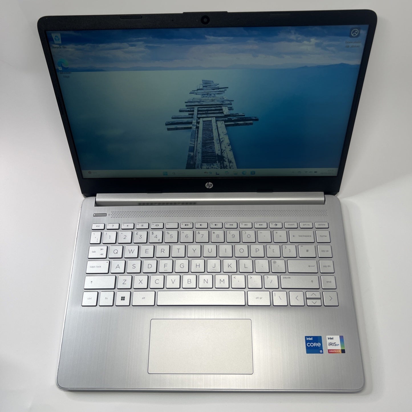 HP 14s-dq2512sa 14" FHD Intel Core i5-1135G7 256GB SSD 8GB RAM Windows 11 Laptop