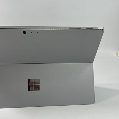 Microsoft Surface Pro 4 12.3” Intel i5-6300U  8GB RAM 256GB SSD & Keyboard