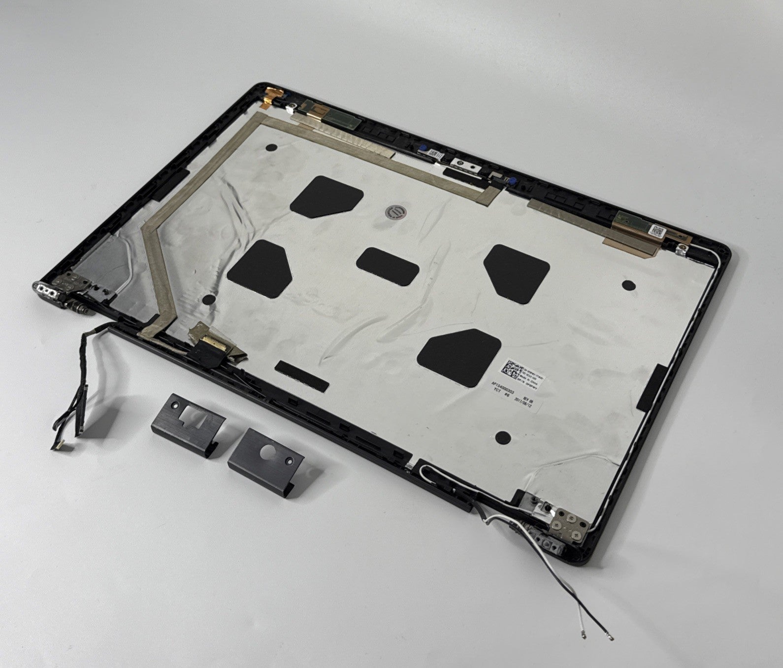 Genuine DELL LATITUDE 5580 E5580 LCD Rear Back Cover Top Lid 0P8PWV