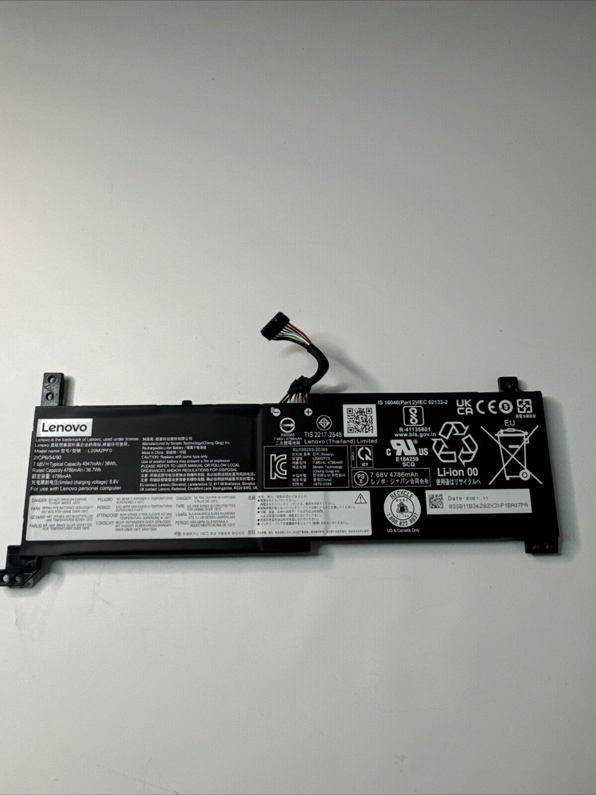 Genuine Lenovo V14 G2-ITL Laptop Battery L20M2PF0