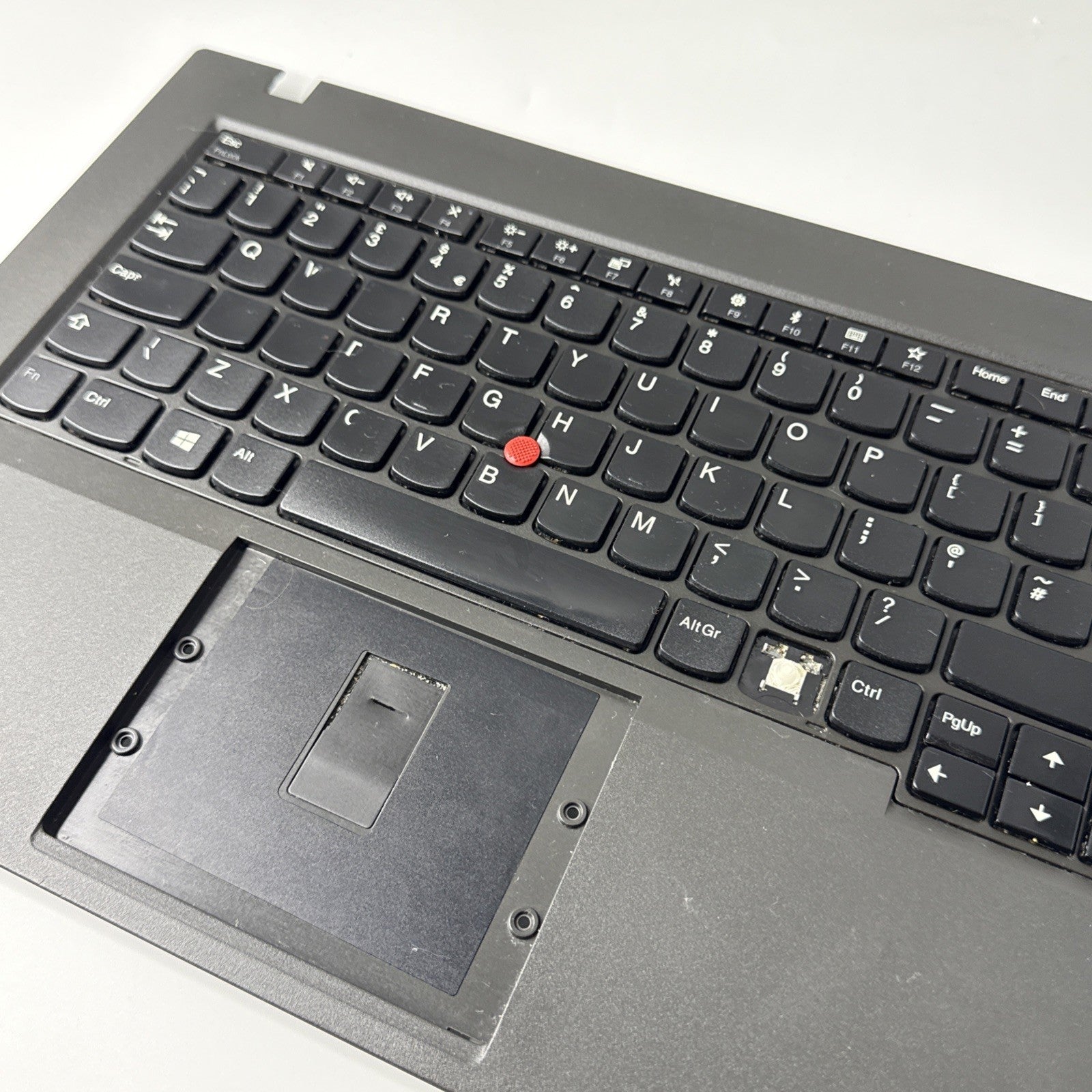 Lenovo Thinkpad L470 Palmrest UK Keyboard (KEY MISSING) Black