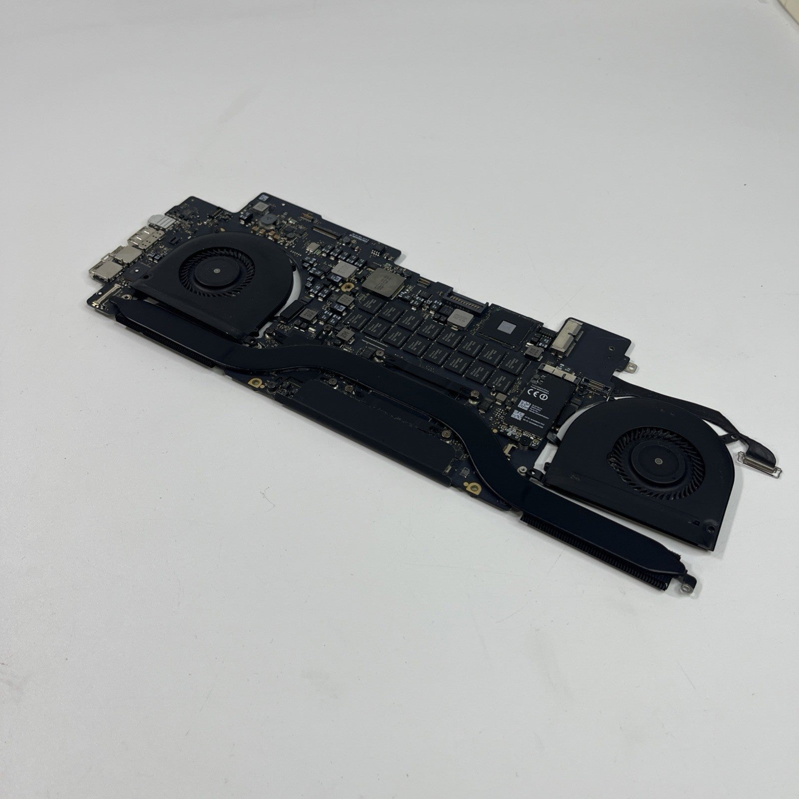 MacBook Pro A1398 Mid 2014 Logic Board,fan& heatsink  2.8GHz Core i7 16GB