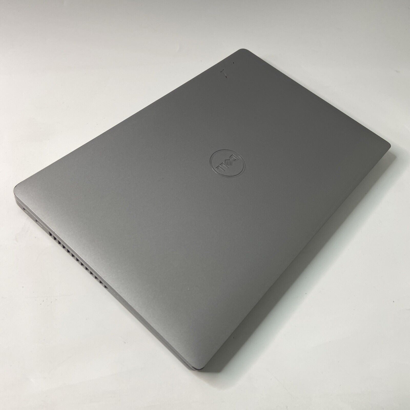 Dell Latitude 5420 14" FHD Intel Core i5-1145G7 16GB RAM256GB SSD Windows 11