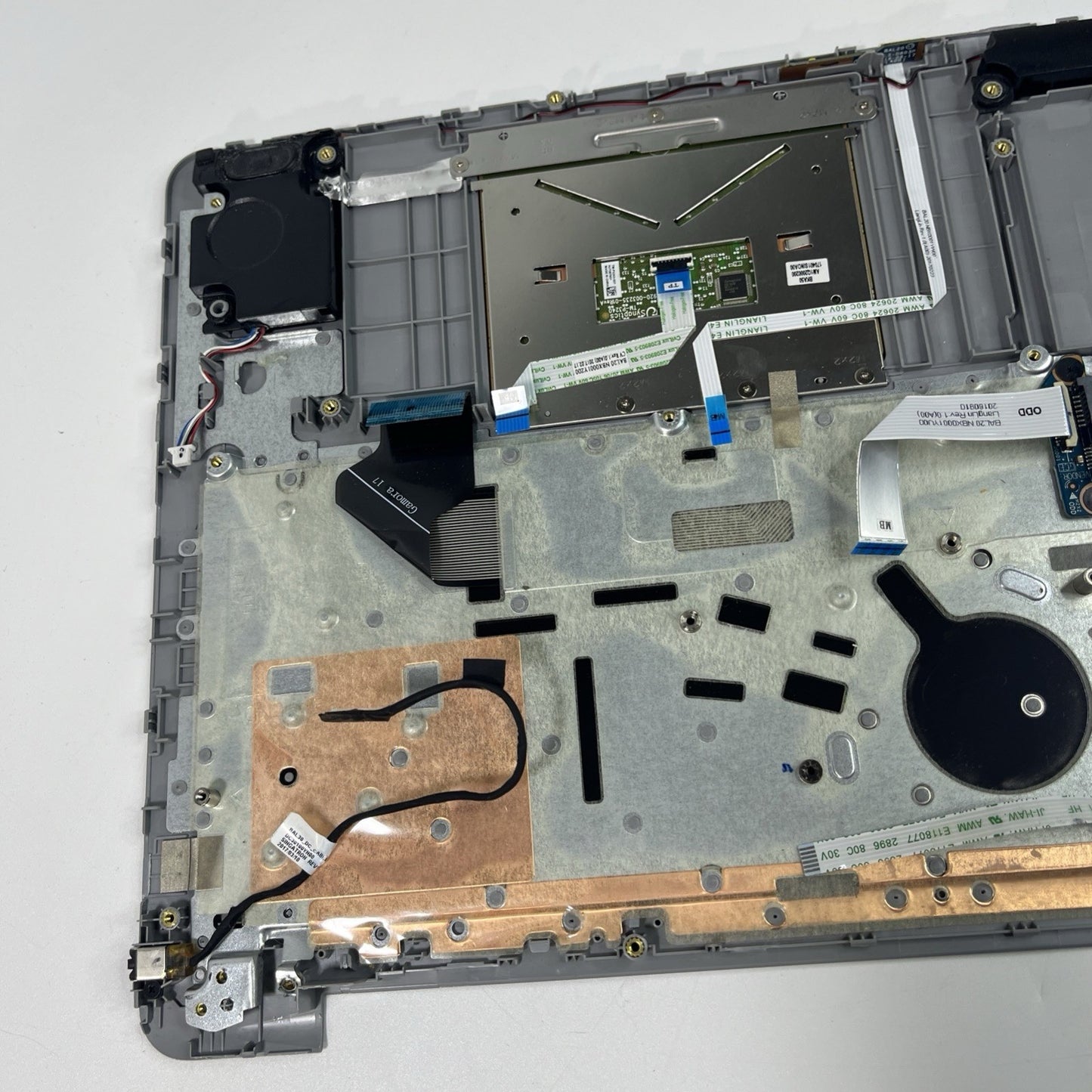 Genuine Grey Dell Inspiron 15 5567  Palmrest, Keyboard,speaker & Touchpad 0PTINY