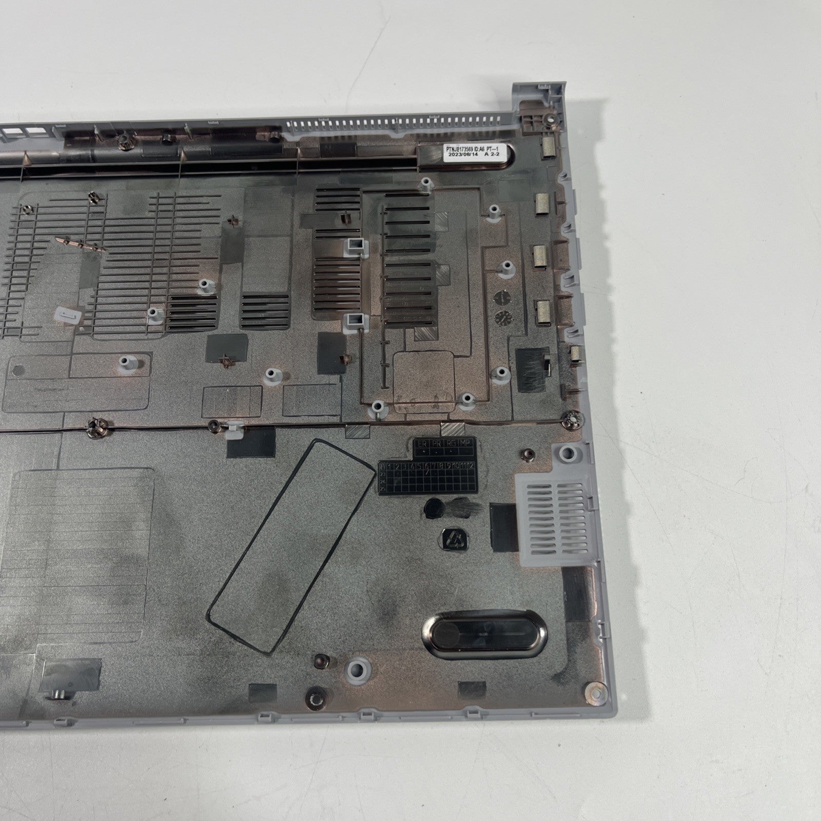 Genuine Silver Asus Vivobook 15 X1504ZA Base Cover Bottom Case 13N1-GVA0121