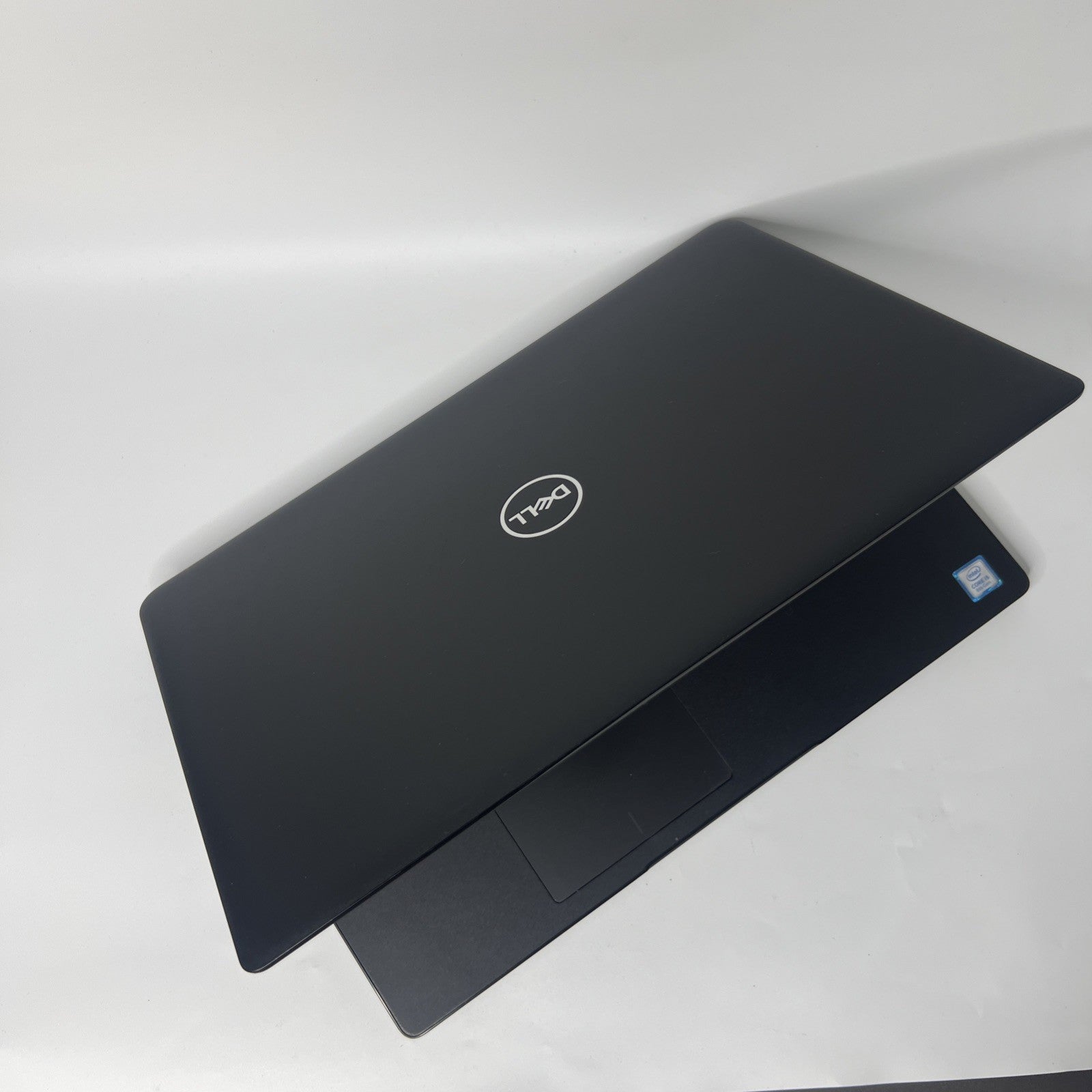 Dell Latitude 3500 15.6" Core i5-8265U 8GB Ram 256GB SSD Windows 11 Laptop