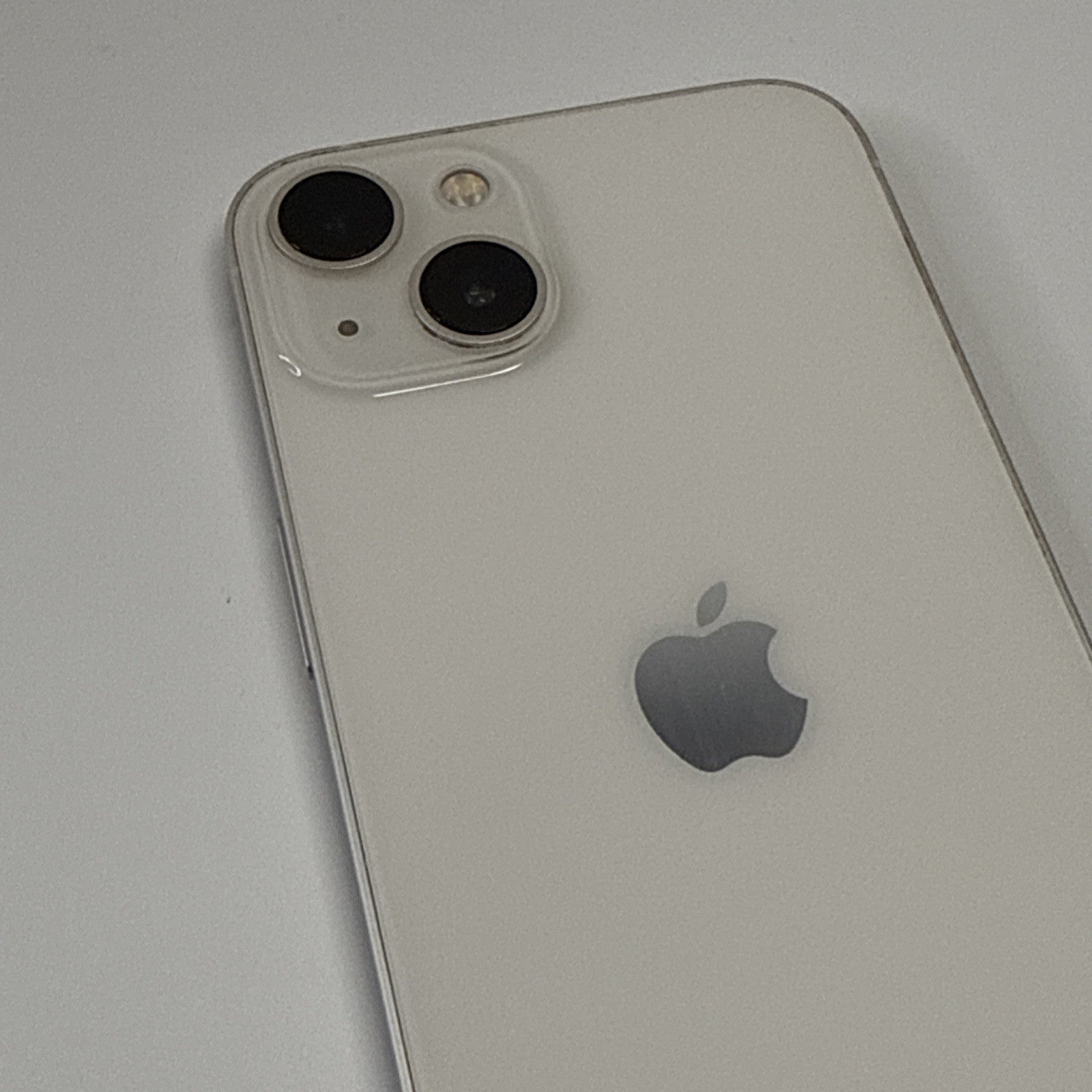 Apple iPhone 13 128GB Unlocked 5G (White) EXCELLENT CONDITION A++ 94% BH