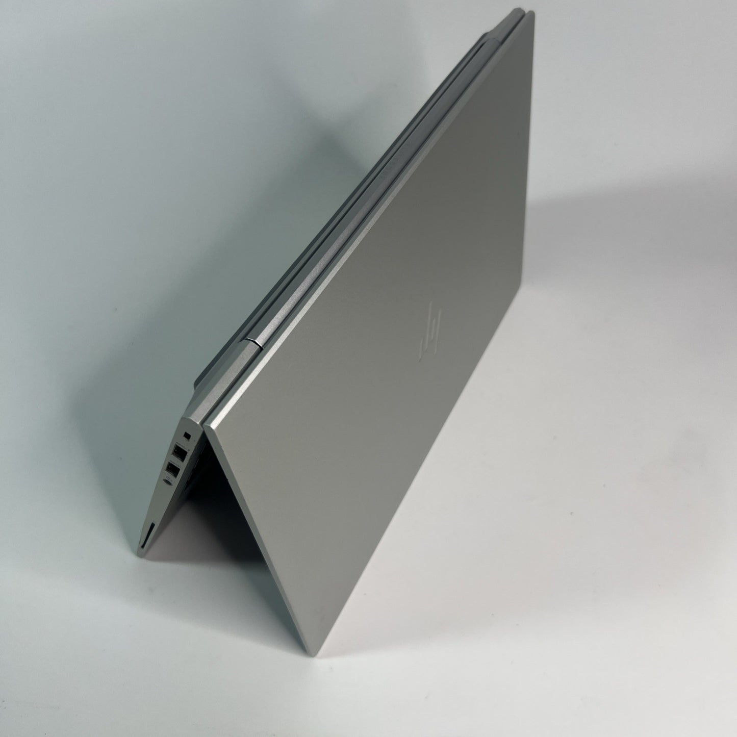 HP EliteBook 840 G7 Core i7-10610U 32GB RAM 512GB NVMe SSD Windows 11 – Grade B