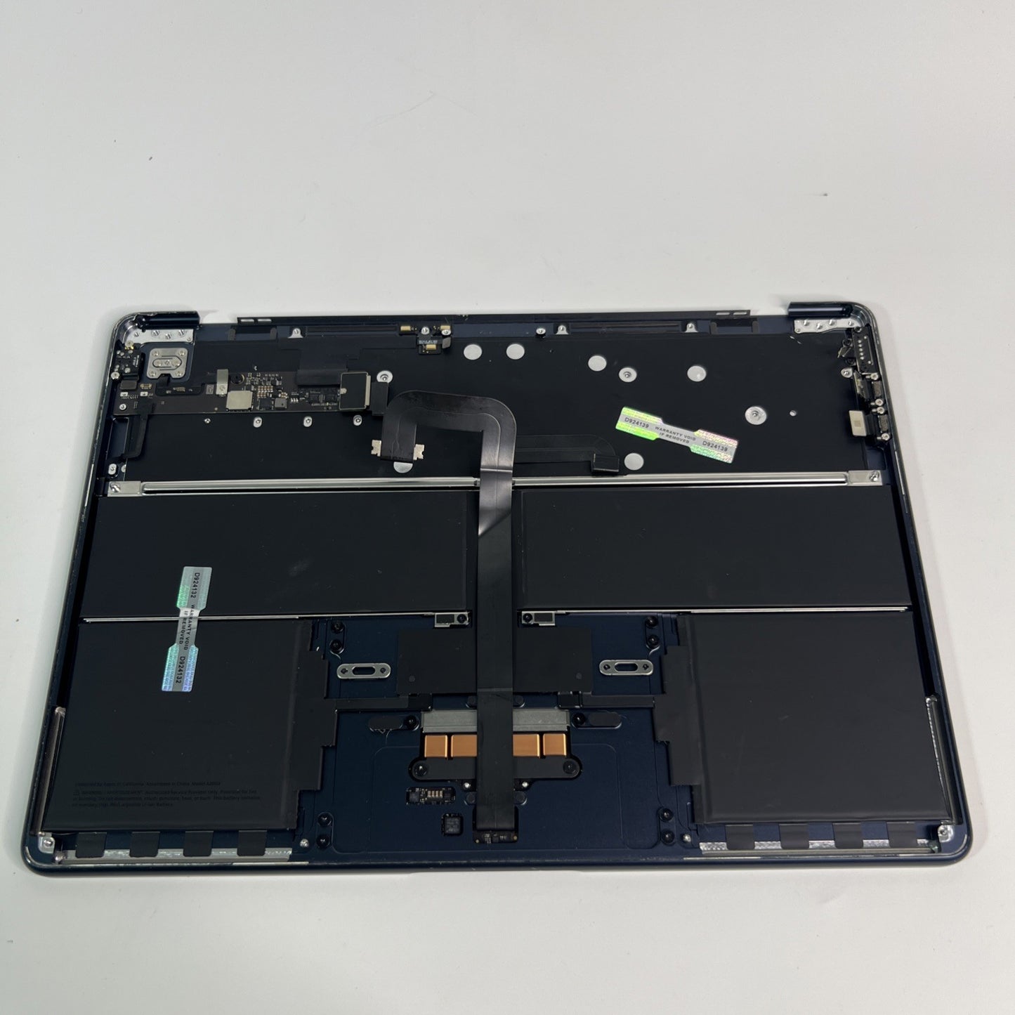 Apple Macbook Air 13 A2681 EMC 4074 Palmrest M2 UK Keyboard Midnight Blue