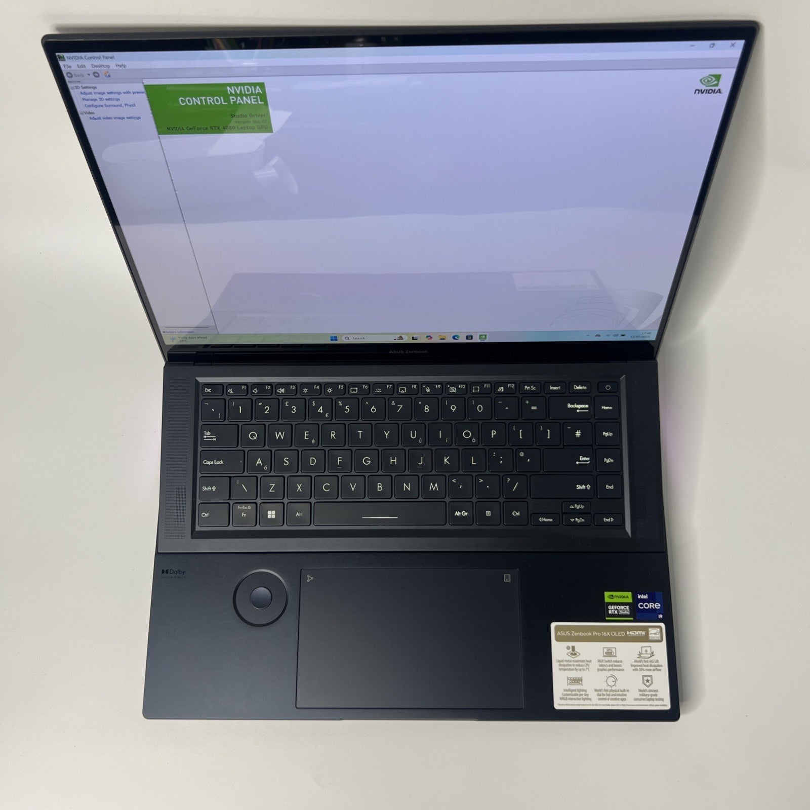 ASUS Zenbook Pro 16 UX7602BZ OLED Intel Core i9-13905H RTX 4080 32GB RAM 1TB SSD