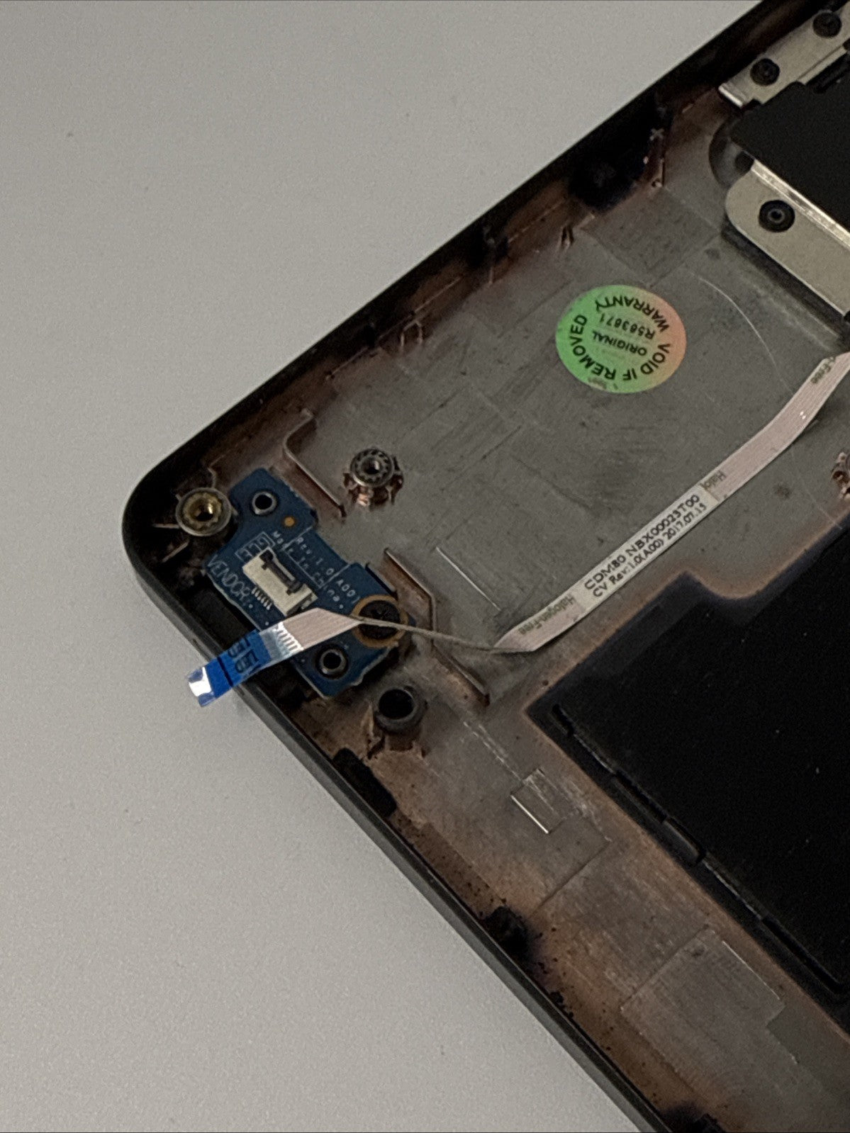 Dell Latitude 5580 Palmrest Assembly UK Keyboard Touchpad A166U1 (READ!)