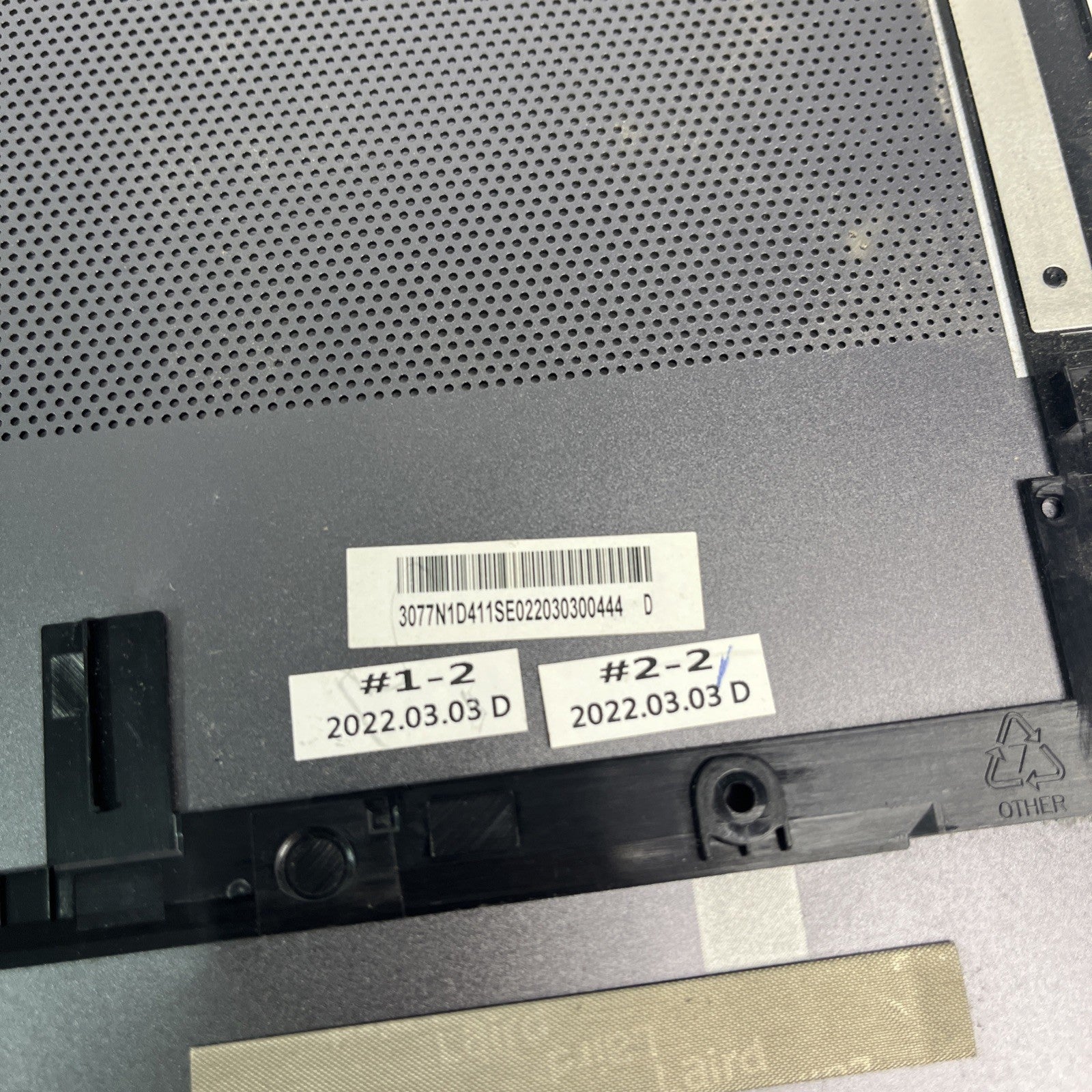 Genuine Grey msi z17 ms-17n1 bottombase Cover 3077N1D411SE