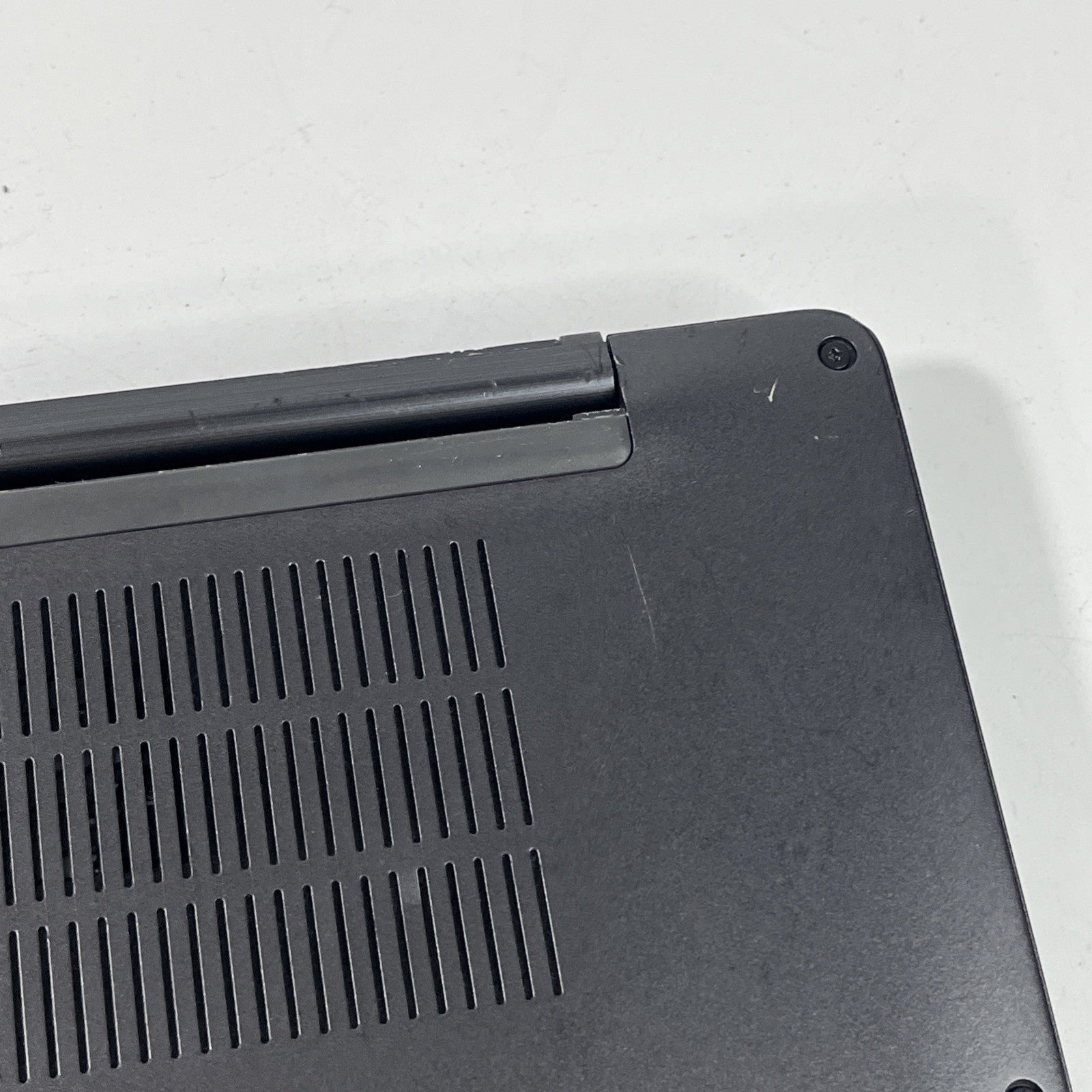 Dell Latitude 7400 14’’ Laptop Core i7-8665U 16GB RAM 256GB SSD Windows 11