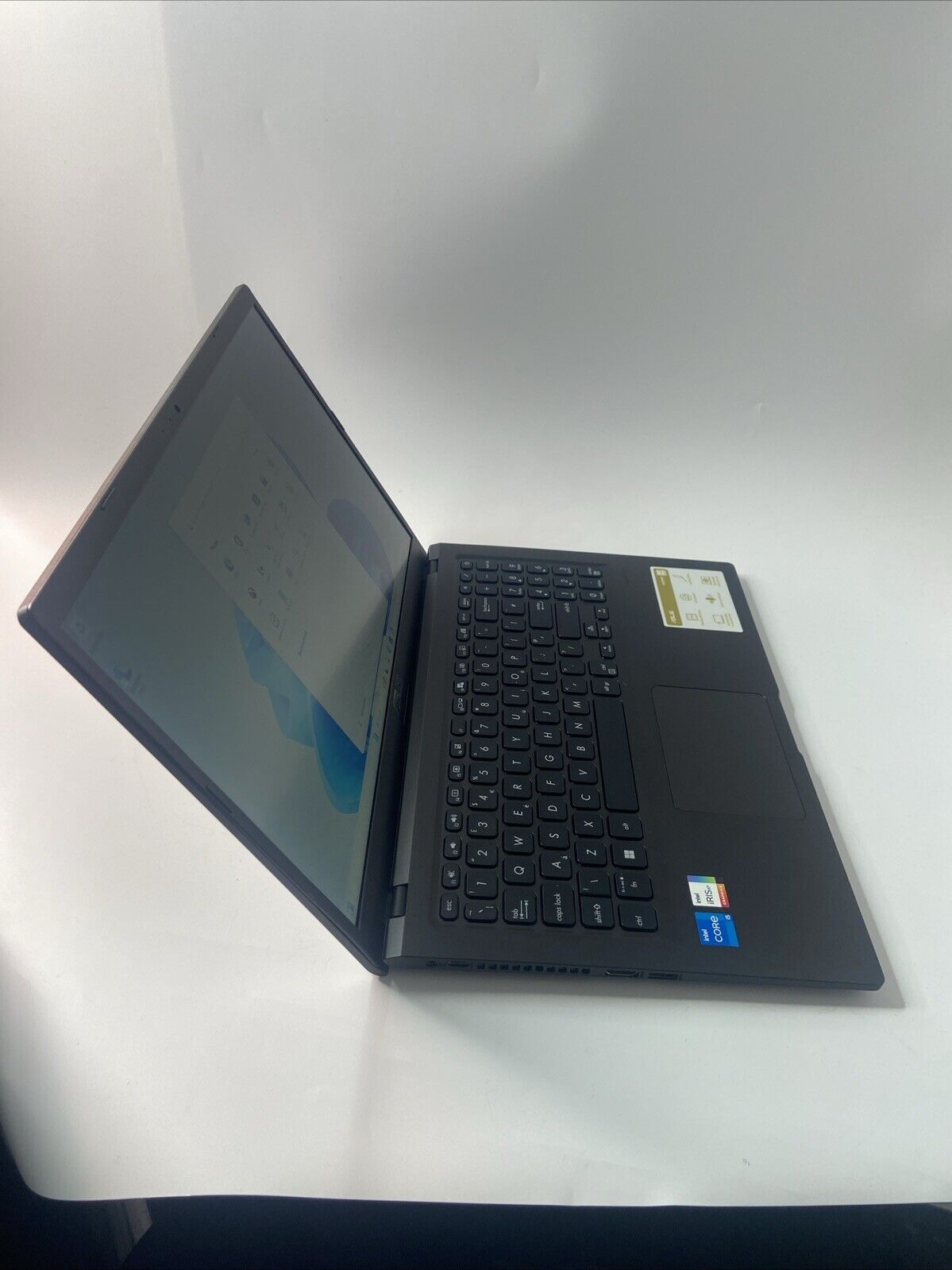 ASUS VivoBook 15 X1500EA 15.6