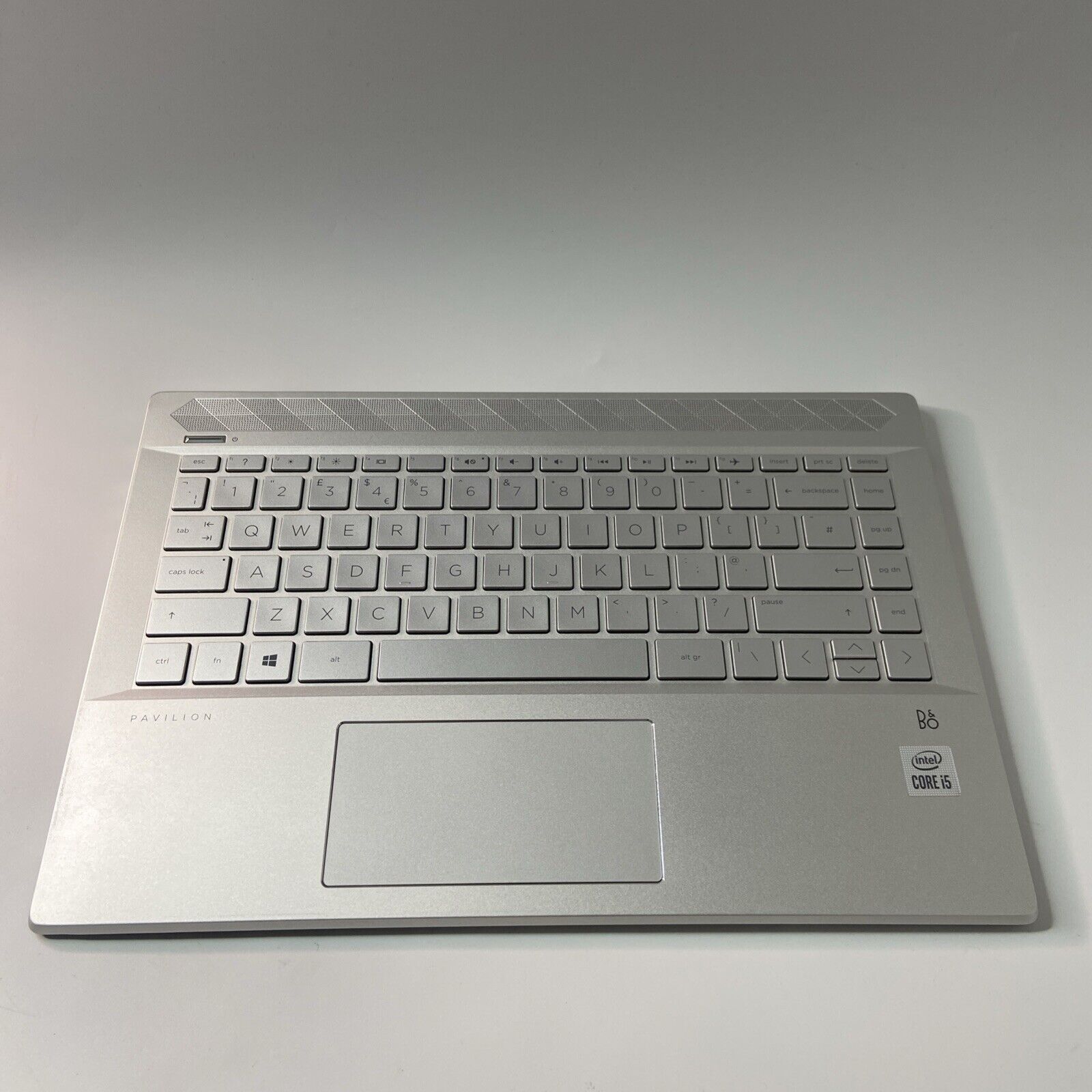 HP Pavilion 14-CE3510SA  Complete Palmrest Assembly UK Keyboard Touchpad Silver