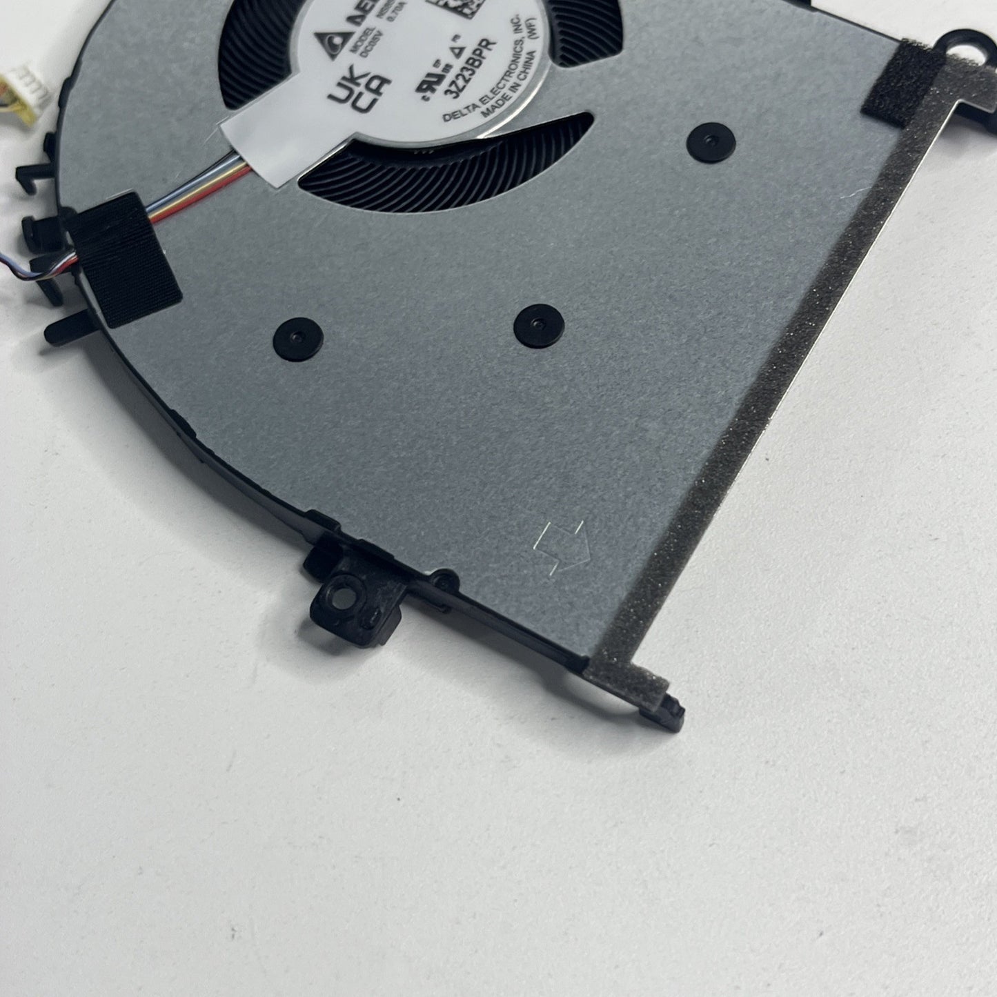 Genuine AsUS vivobook 16 m1605ya CPU Cooling Fan 13N1-edp0501