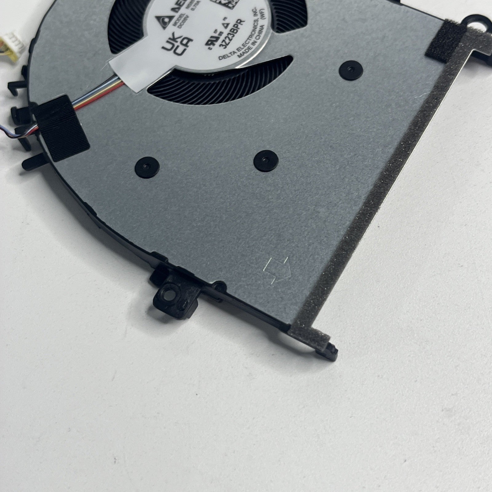 Genuine AsUS vivobook 16 m1605ya CPU Cooling Fan 13N1-edp0501