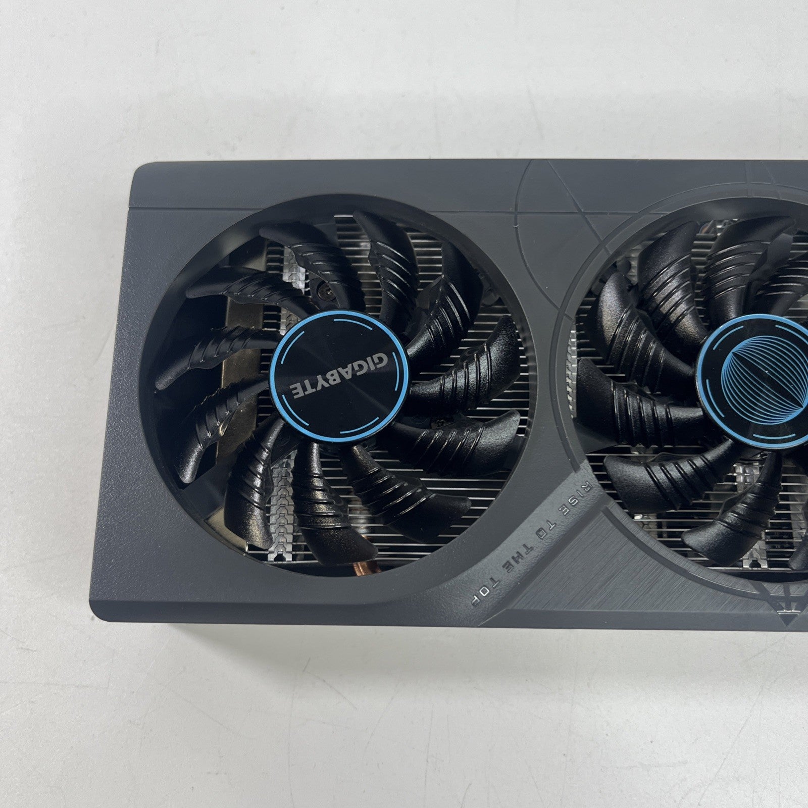 GIGABYTE GeForce RTX 4060  Ti Eagle OC 8GB GDDR6X  Working