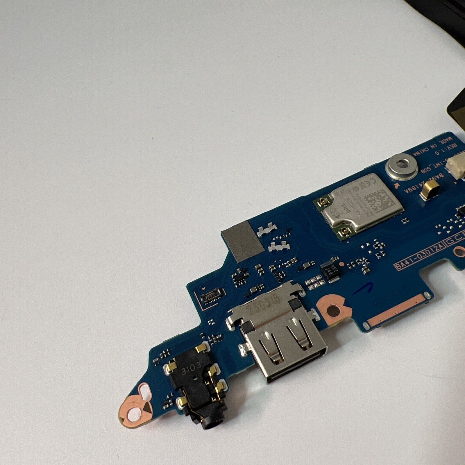 Samsung Galaxy Book3 Pro NP960XFG USB Audio Board WiFi Sub Board BA41-03012A